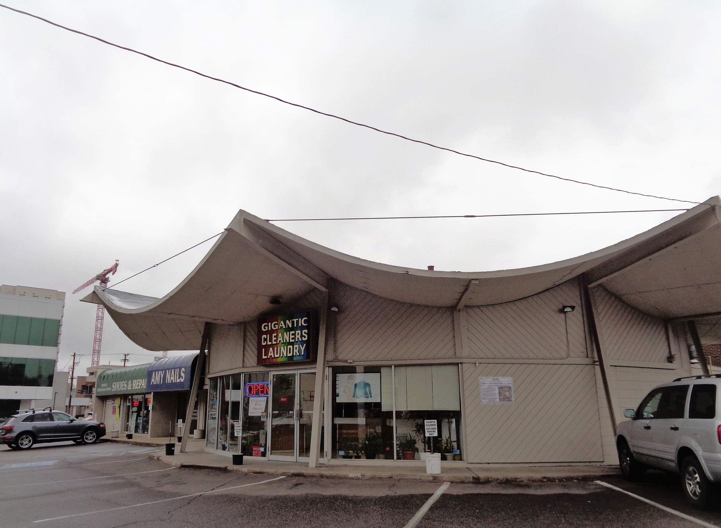 Gloomy Outlook for Googie Landmark