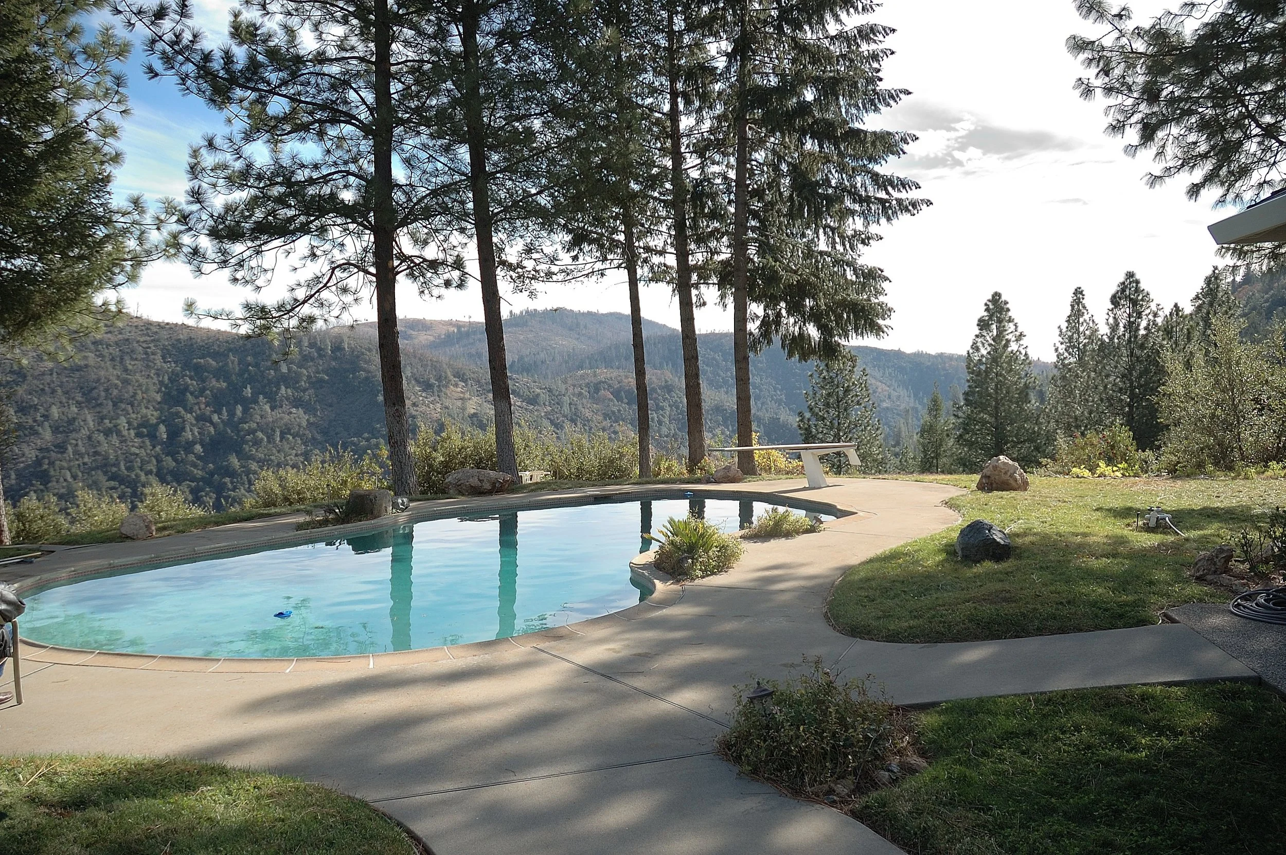 pool with a view - paradise, ca