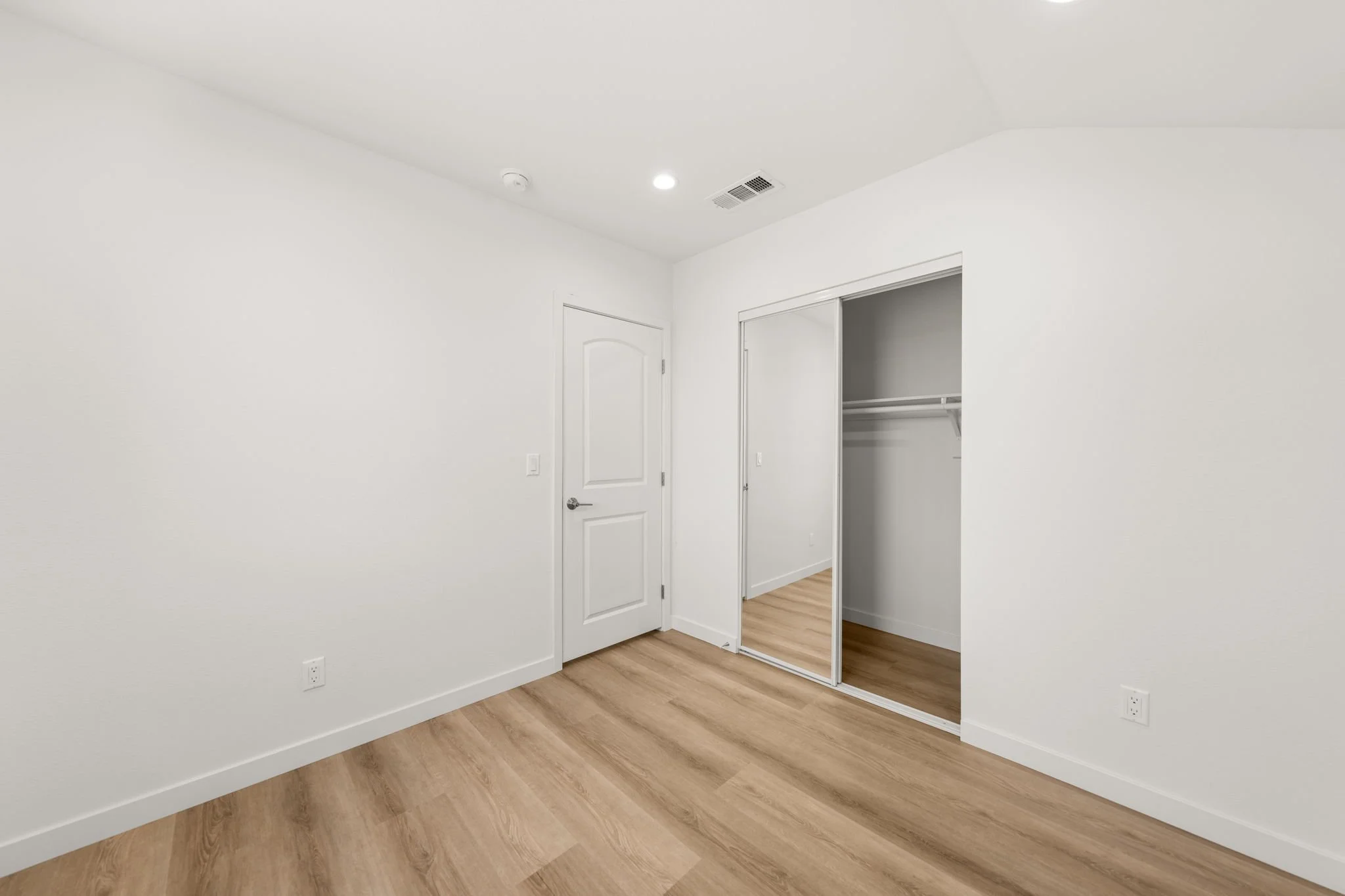 23-web-or-mls-DSC03805.jpg