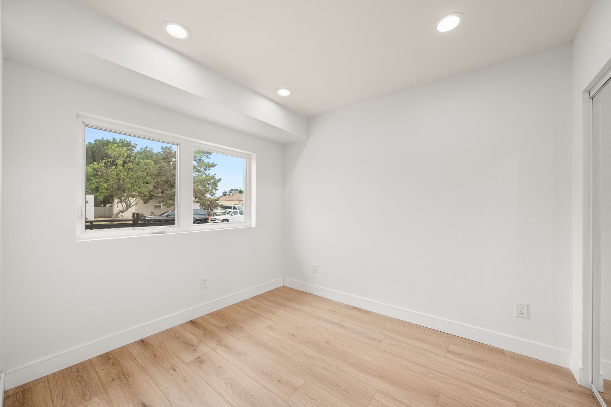 12-web-or-mls-DSC02784.jpg