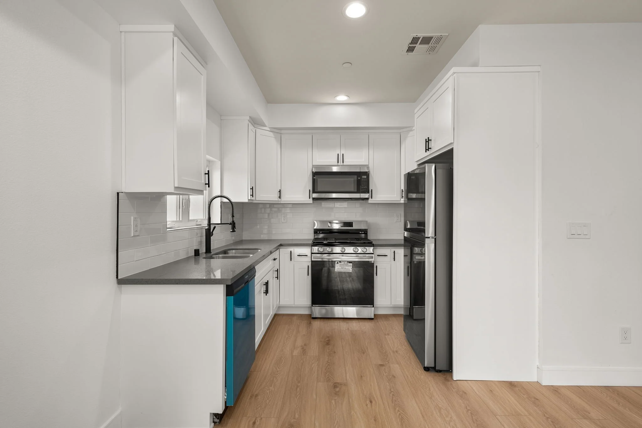 21-web-or-mls-DSC02829.jpg