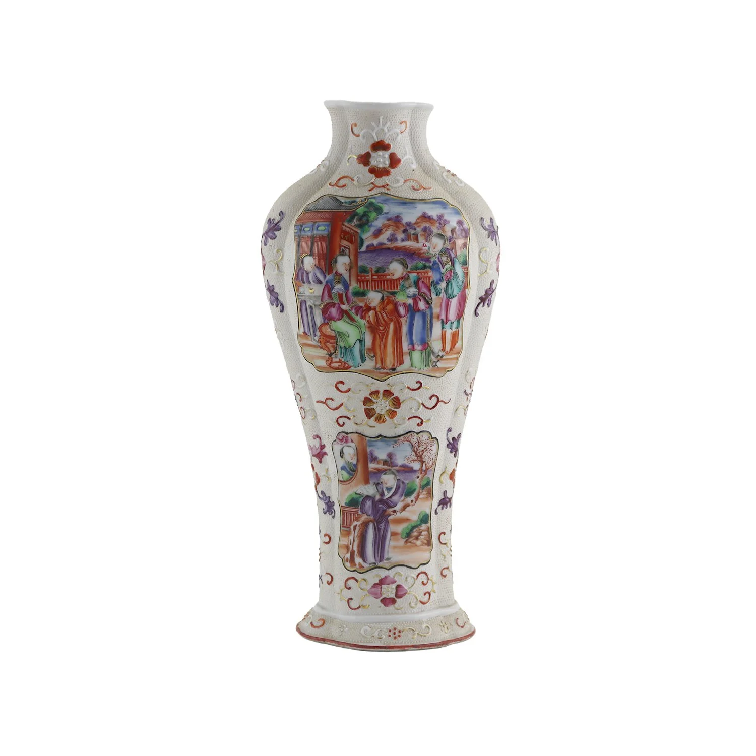 Chinese vase with scalloped shape, 18th century