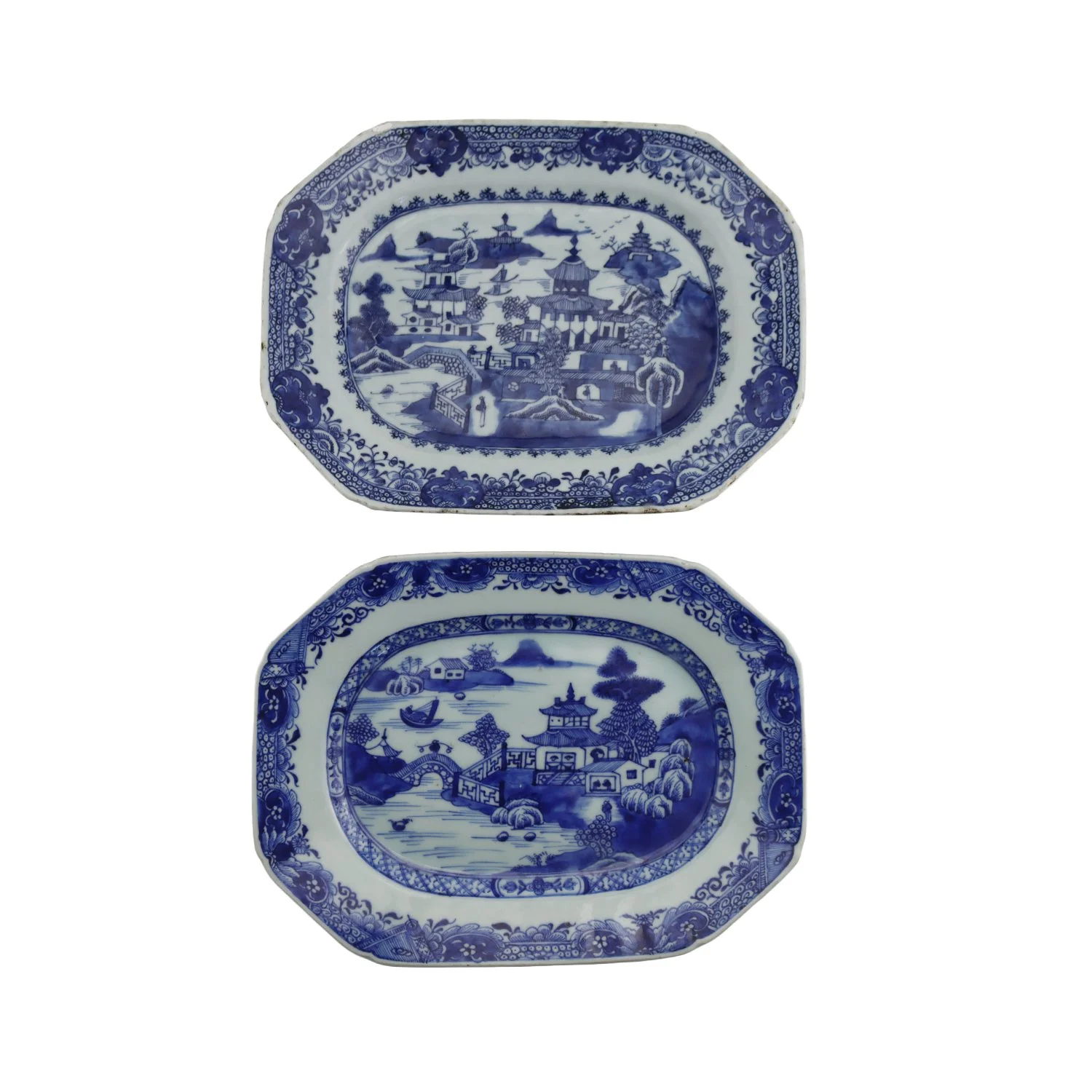 Two similar blue and white Chinese Export rectangular platters, early 19th century