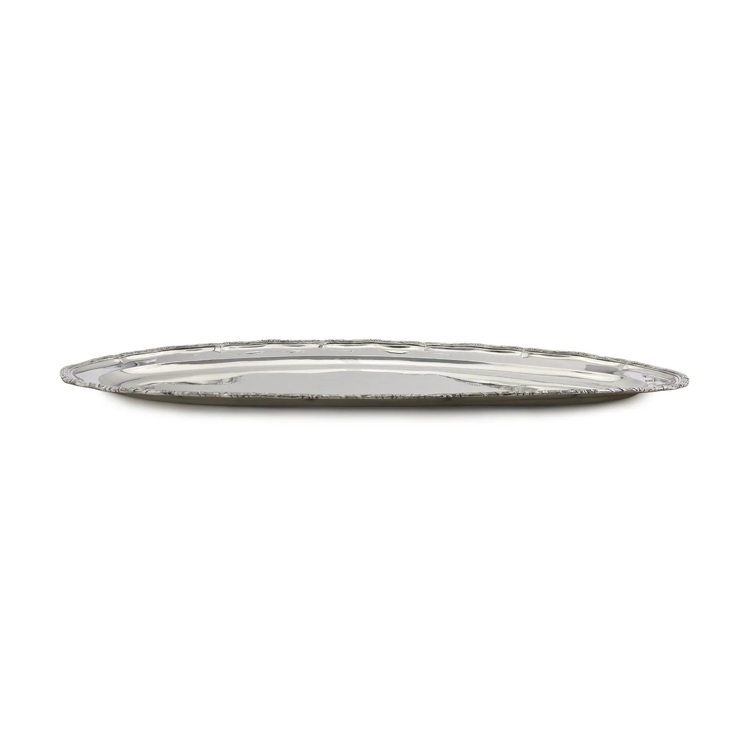 Oval silver tray with scalloped edge decorated with flowers, hallmarked Austria .800