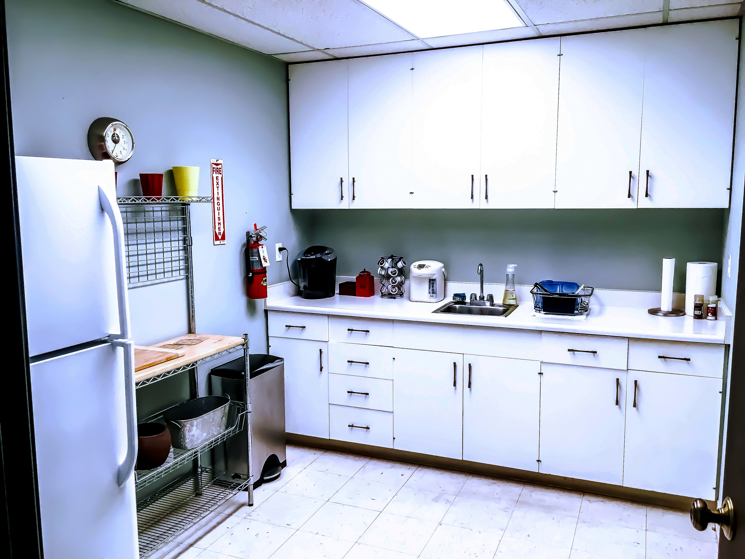 Kitchen 1.JPEG