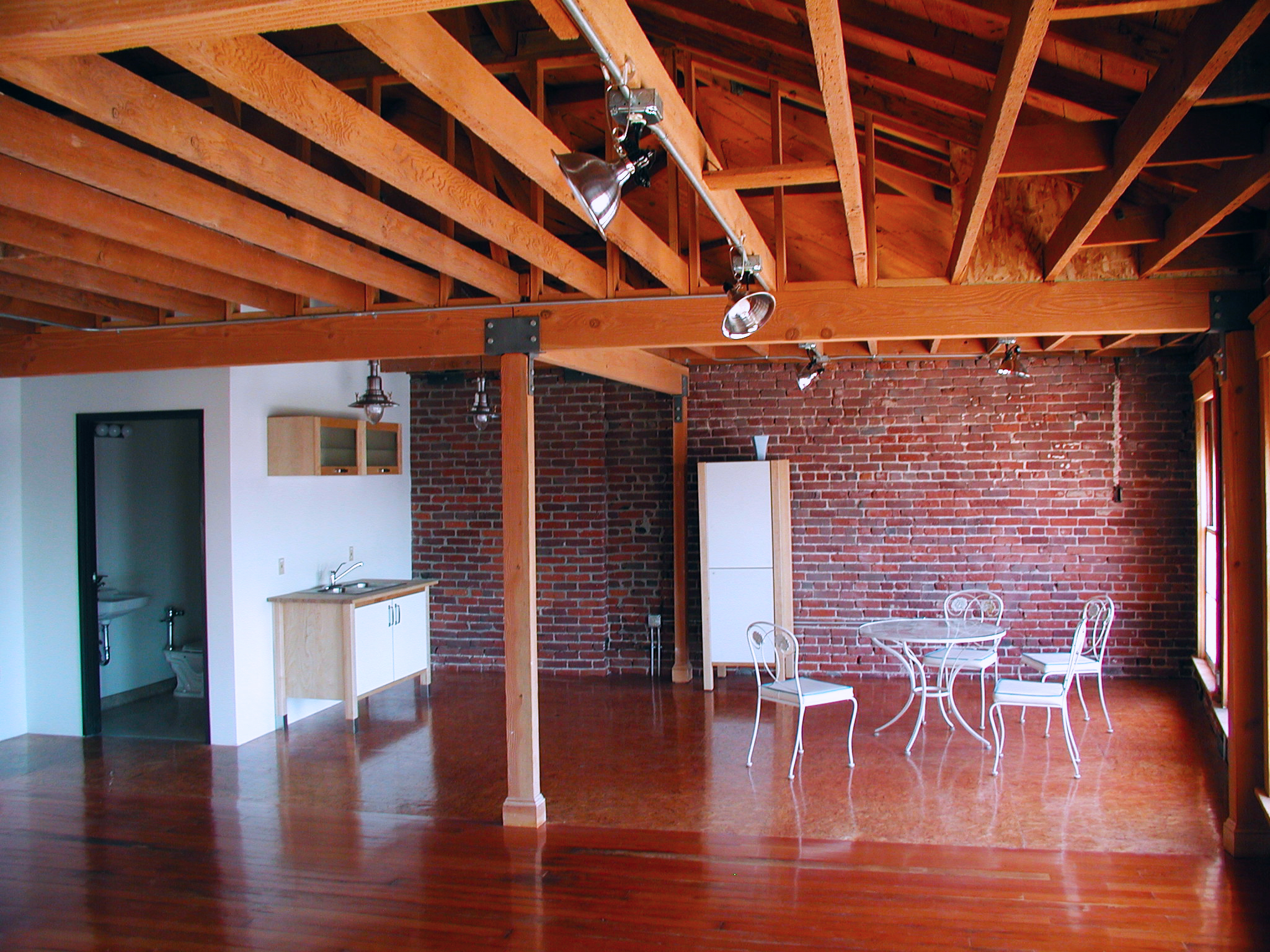 Loft 301 (8).jpg