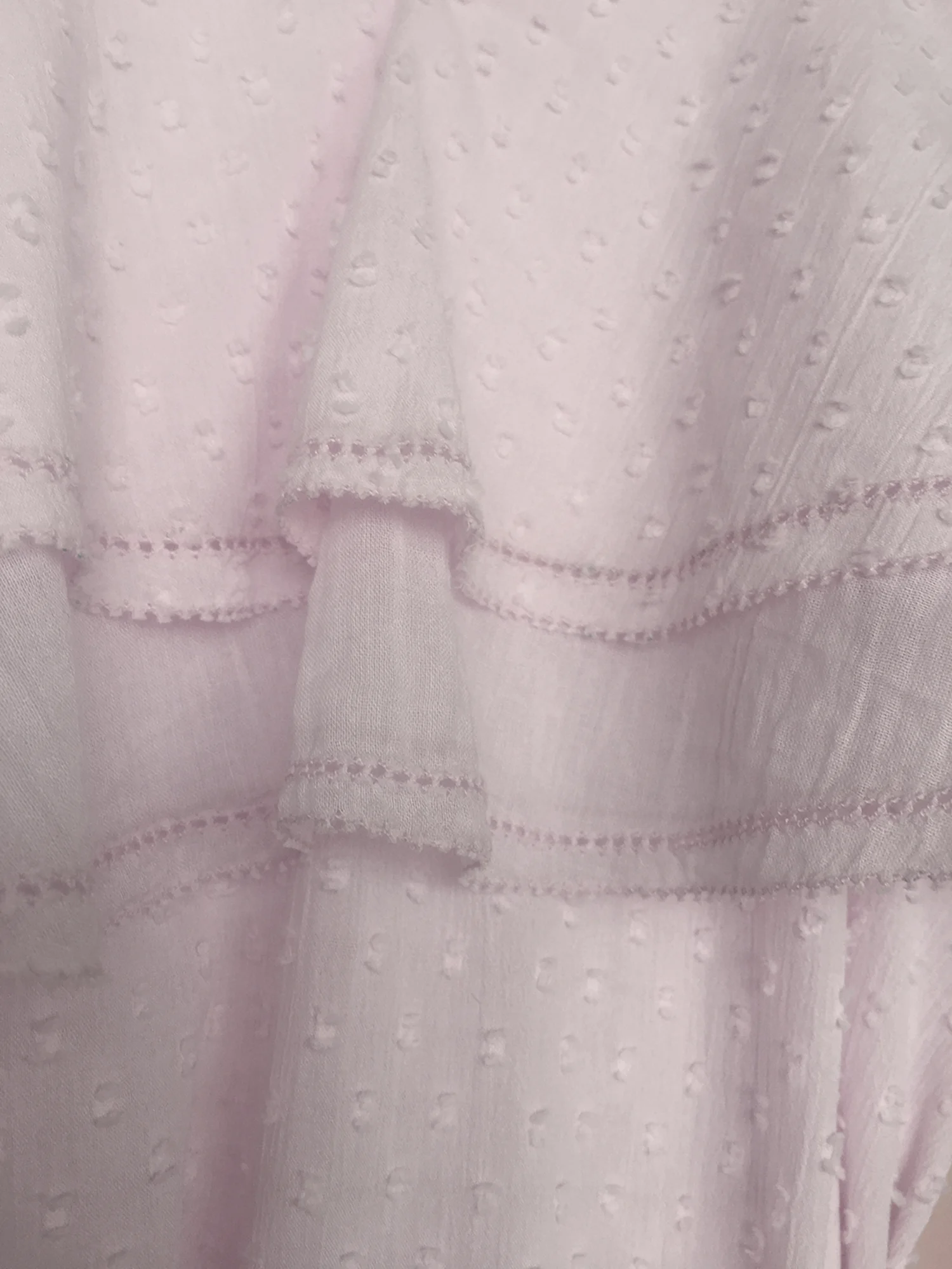 Arteaga-Casseopiea-SwissDot_FabricDetail.jpg