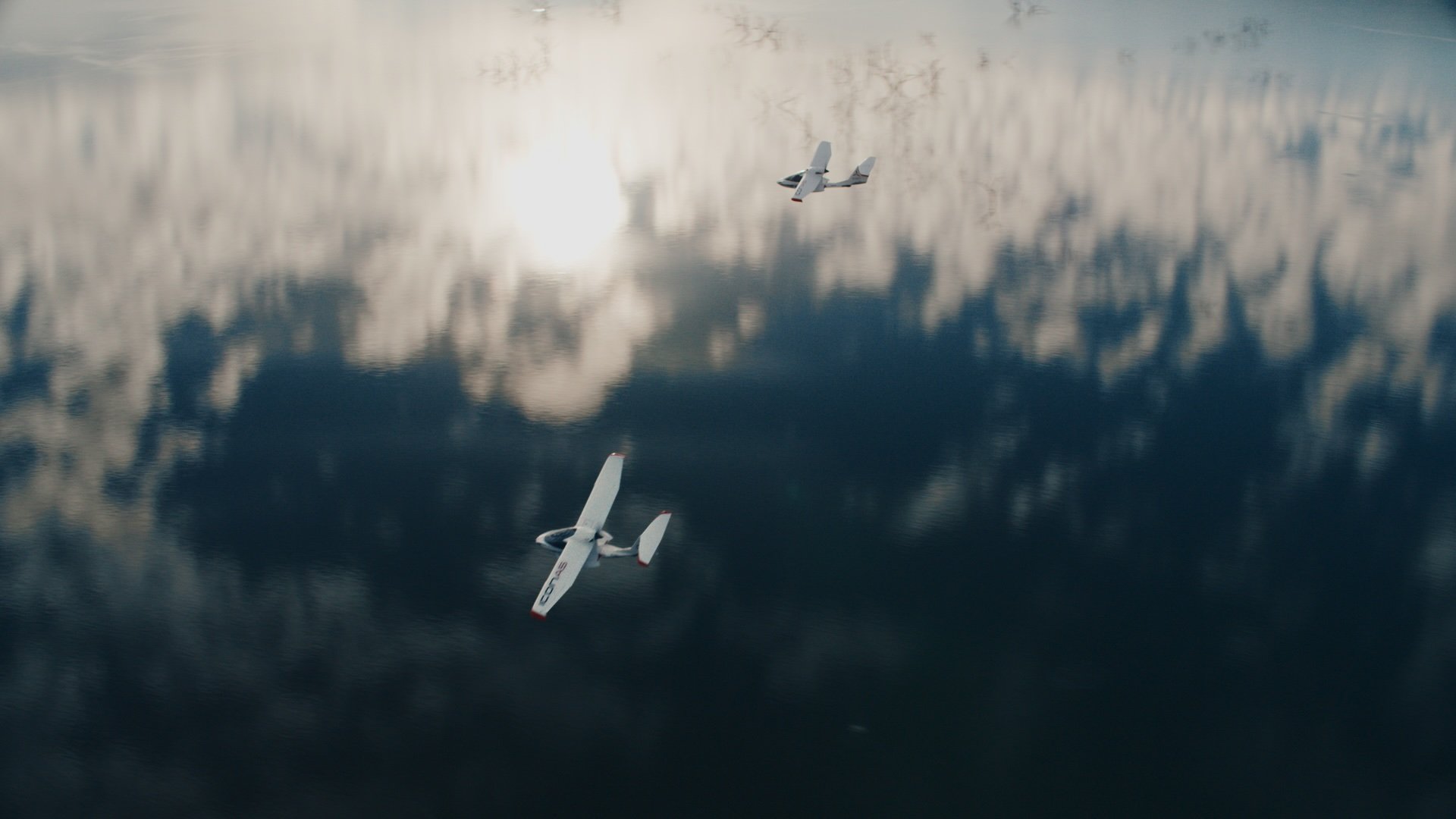FLY+2-2.jpeg