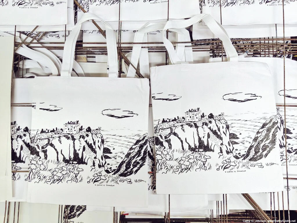 DunnottarTote03.jpg