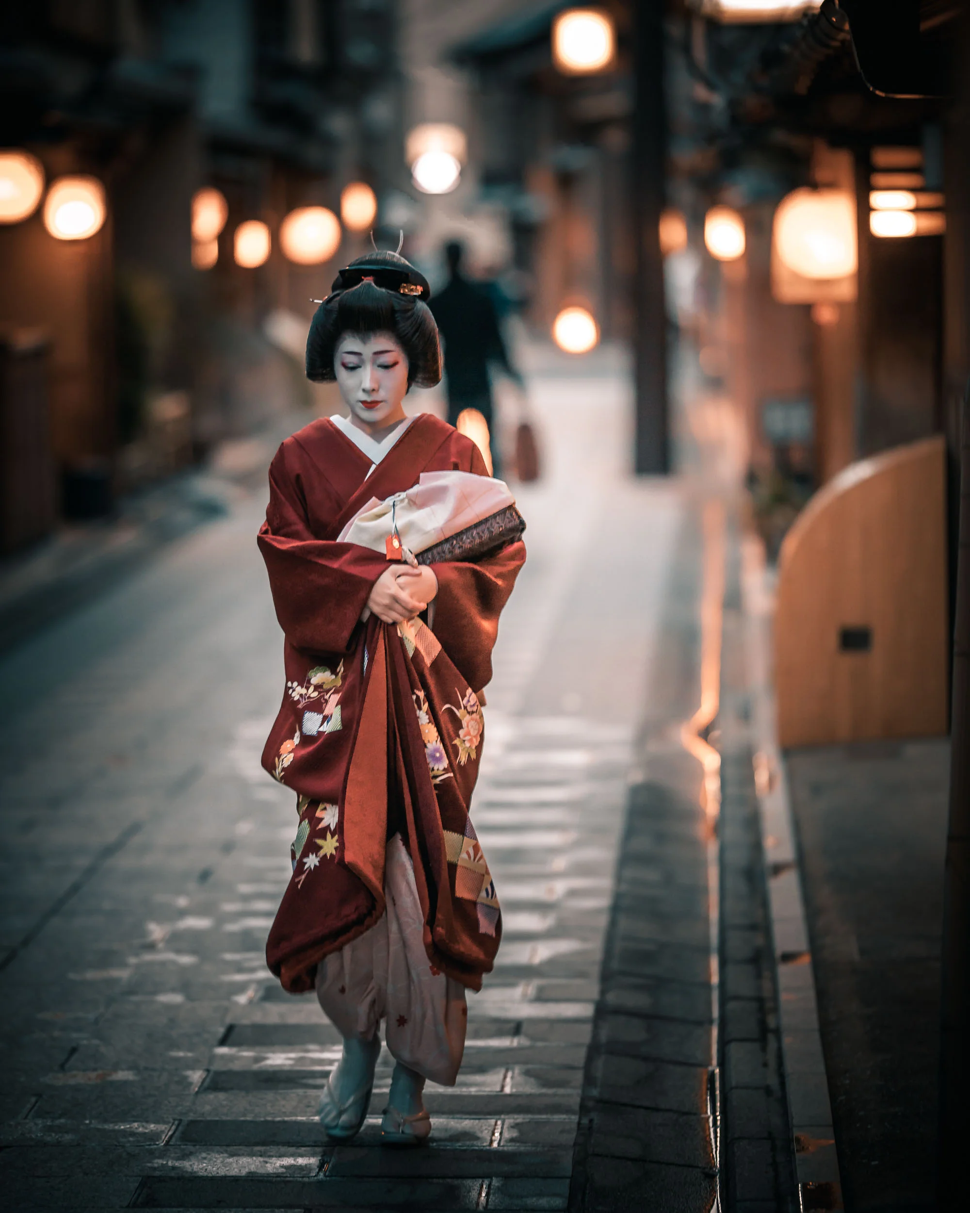 Canon EOS 5D Mark IV with Sigma 135mm f/1.8 DG HSM lens ISO 1600 | f/1.8 | 1/160 sec