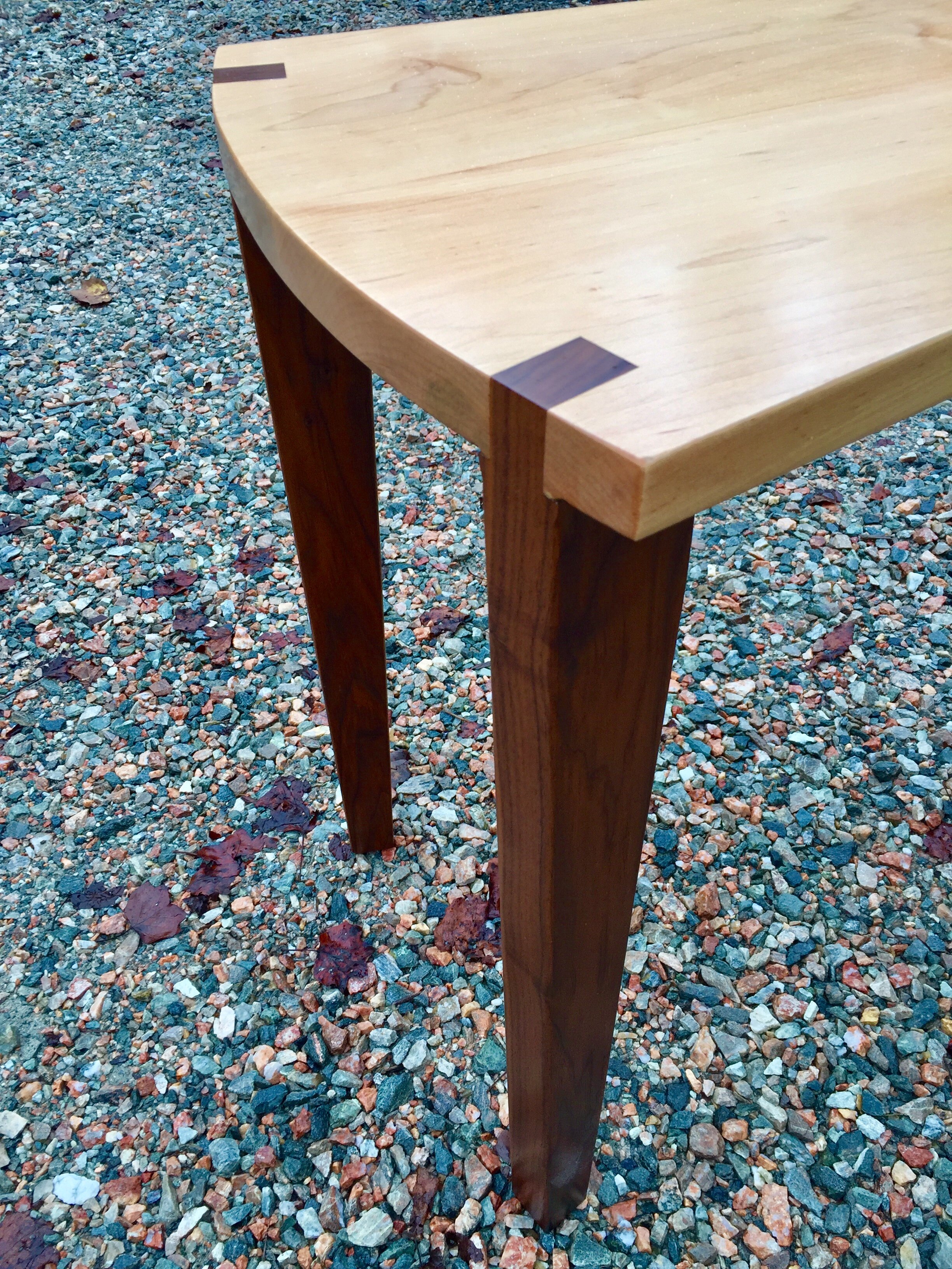 SIDE TABLES 