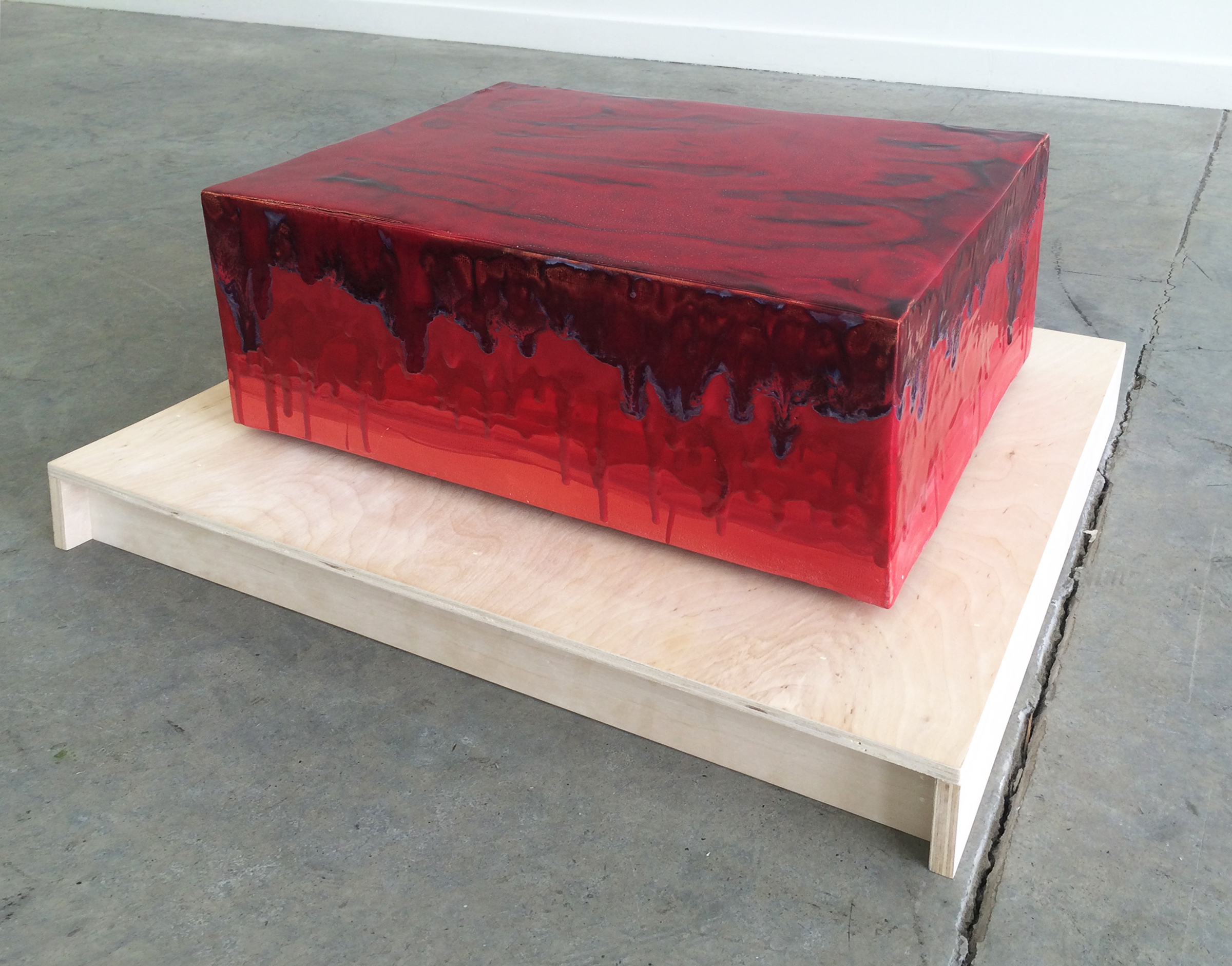  ERIK SCOLLON  (alternate view)&nbsp; Red Parade,&nbsp; 2016, Stoneware, underglaze and glaze (4 firings), 8" x 19" x 14" 
