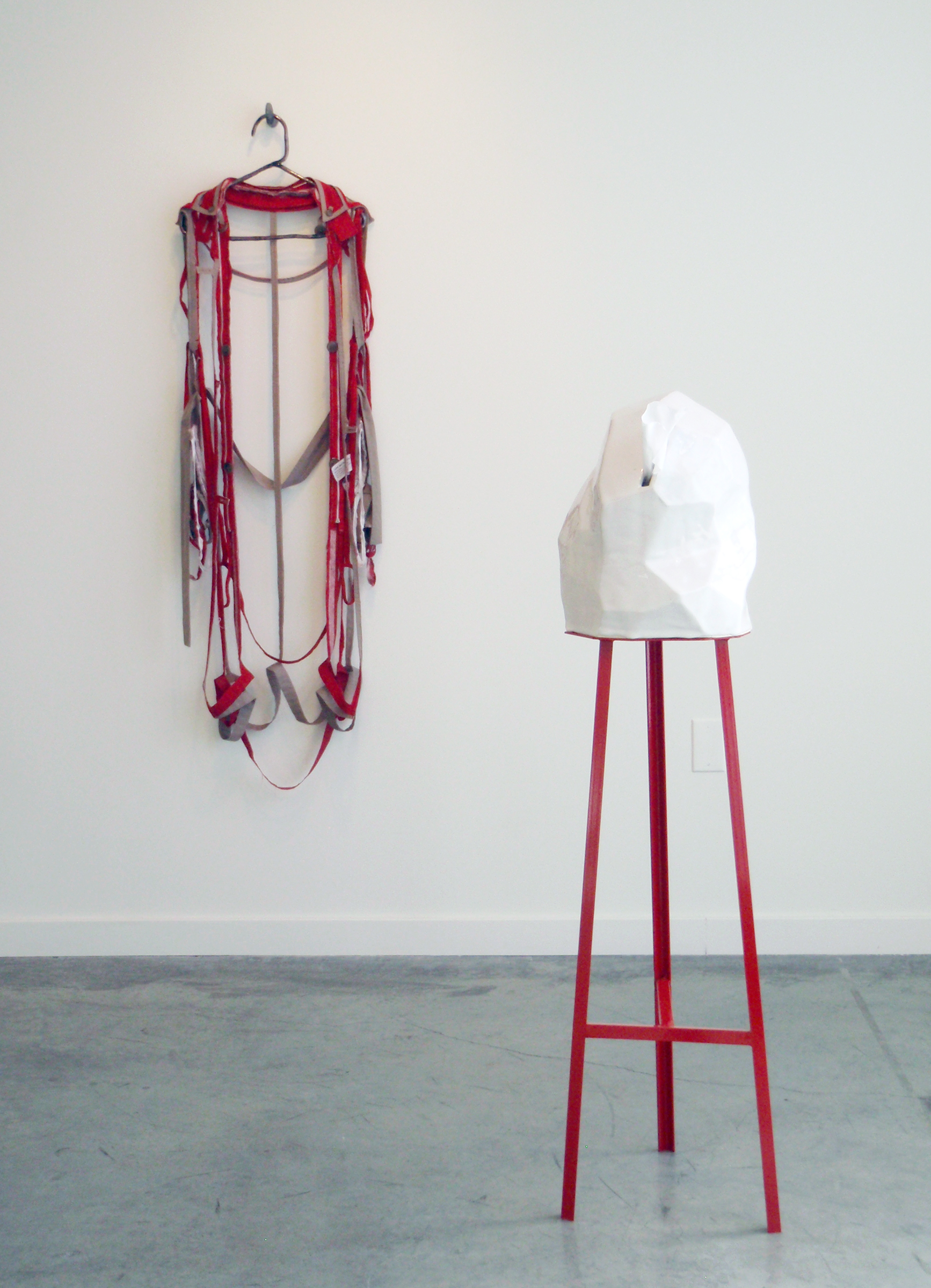   ANNA SEW HOY   rouge/tan &amp; Tissue dispensing (single) , installation 