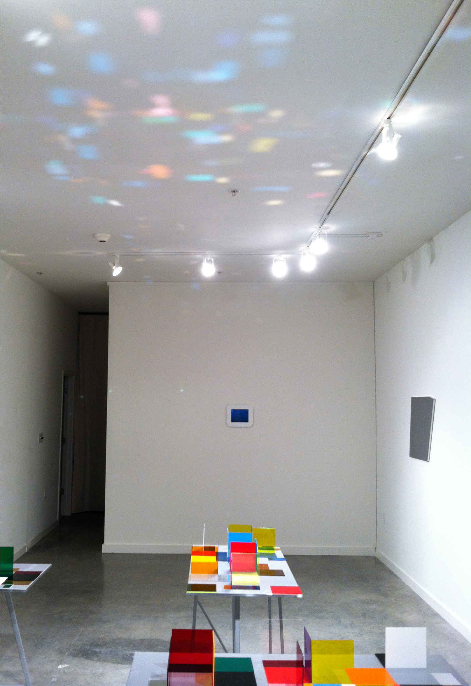 LUCY PULLEN Hue , Installation