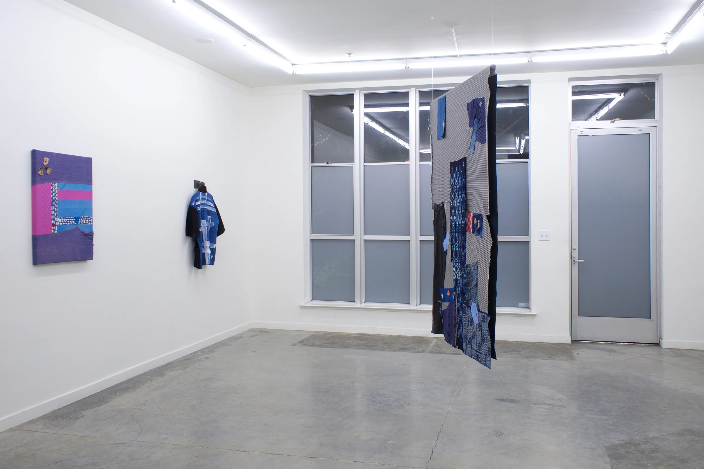 AMANDA CURRERI COUNTRY HOUSE_ Installation image