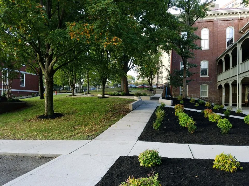 mulch in knoxville.jpg
