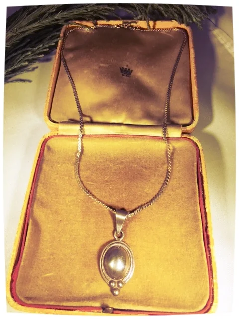 Sterling Silver Vintage Pendant