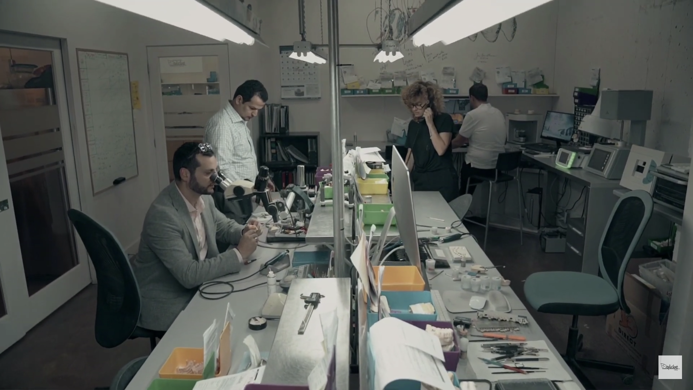 Why Advanced Dental Material Knowledge From Your Dental Lab Is Important 