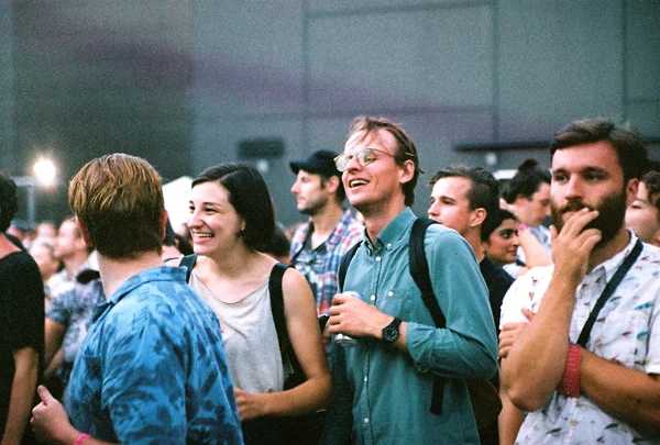 dandeconcrowd1.jpg