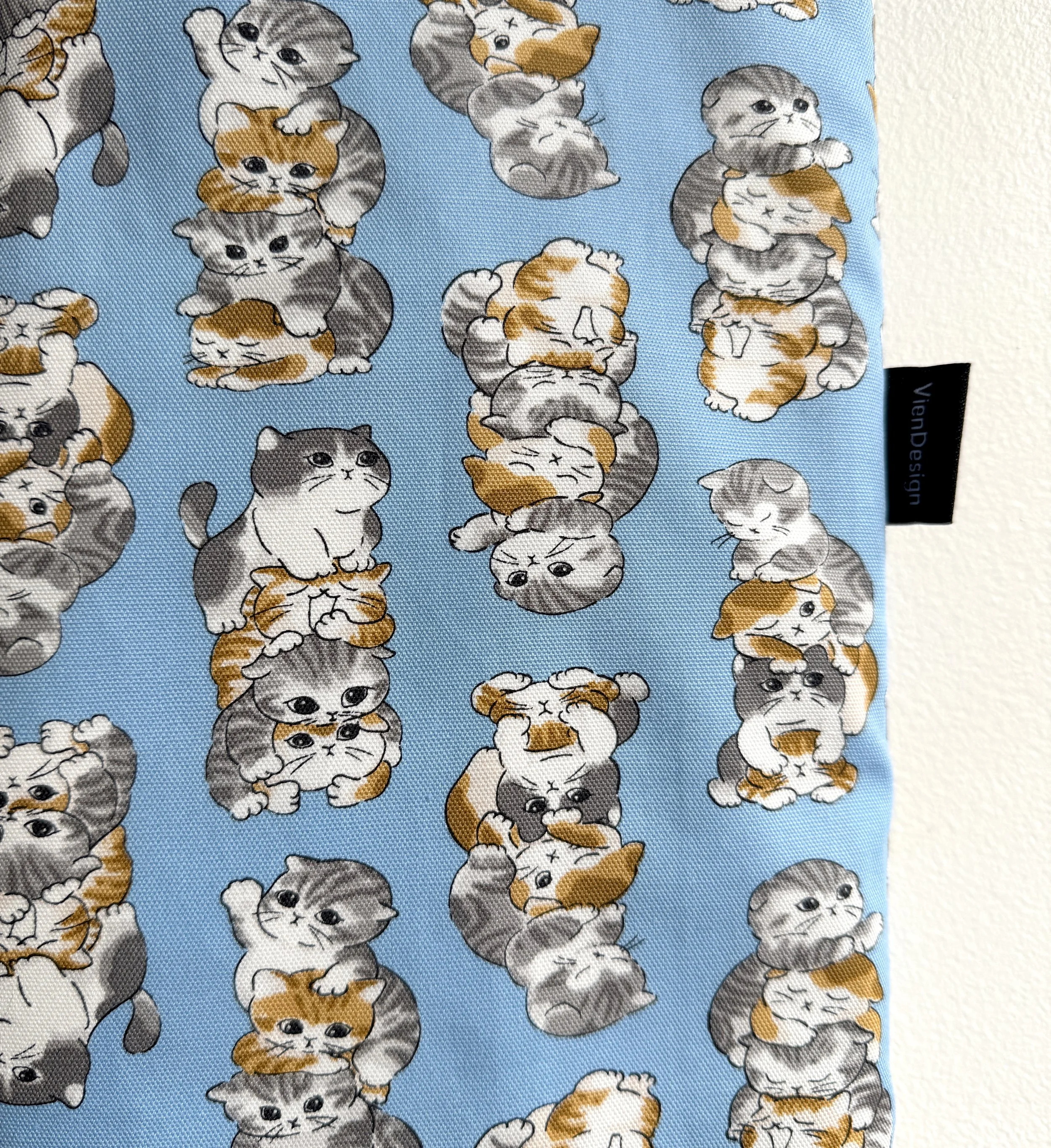 JAPANESE FABRIC - CATS ON BLUE 01A.jpg