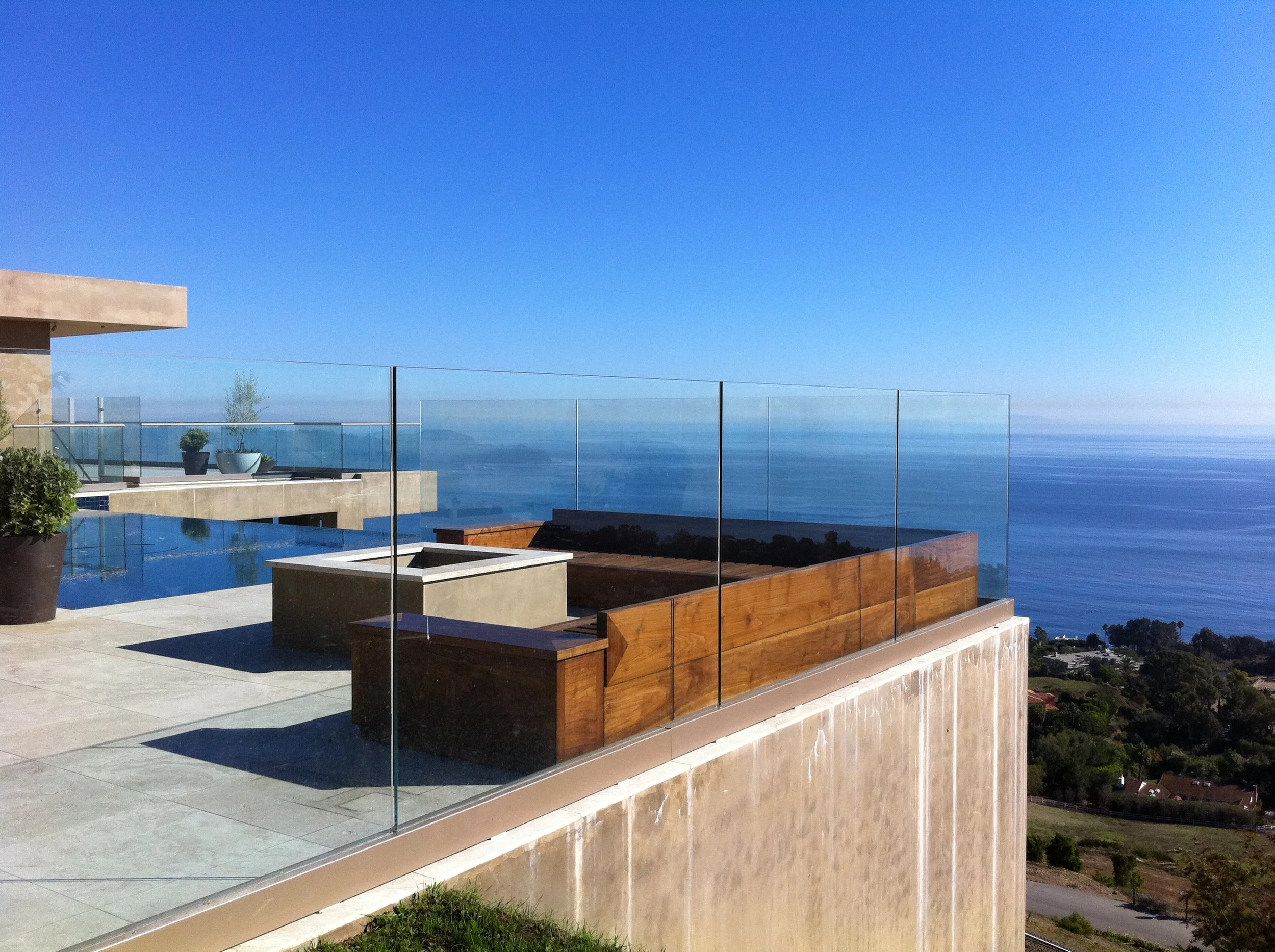 Sofield poolcouch.JPG