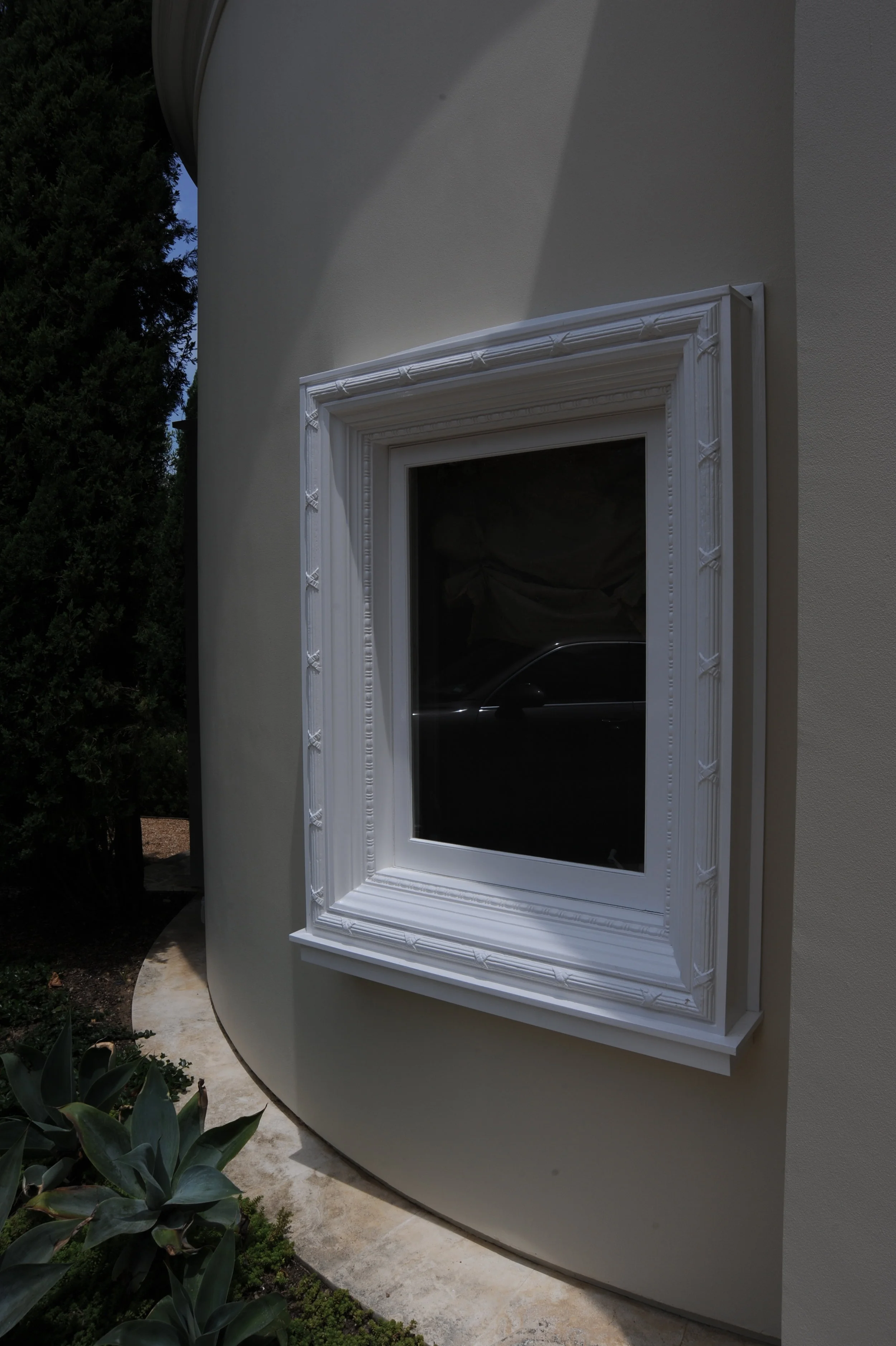 401-picture window.JPG