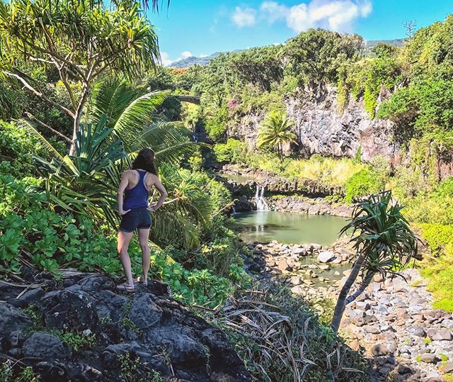The Pools of 'Ohe'o aka the Seven Sacred Pools in Haleakala National Park on Maui. 🌴This outlook is a super easy 15 minute hike from the parking lot once you're inside the park (take note of my sandals 😂). Even though the pools are closed indefinit