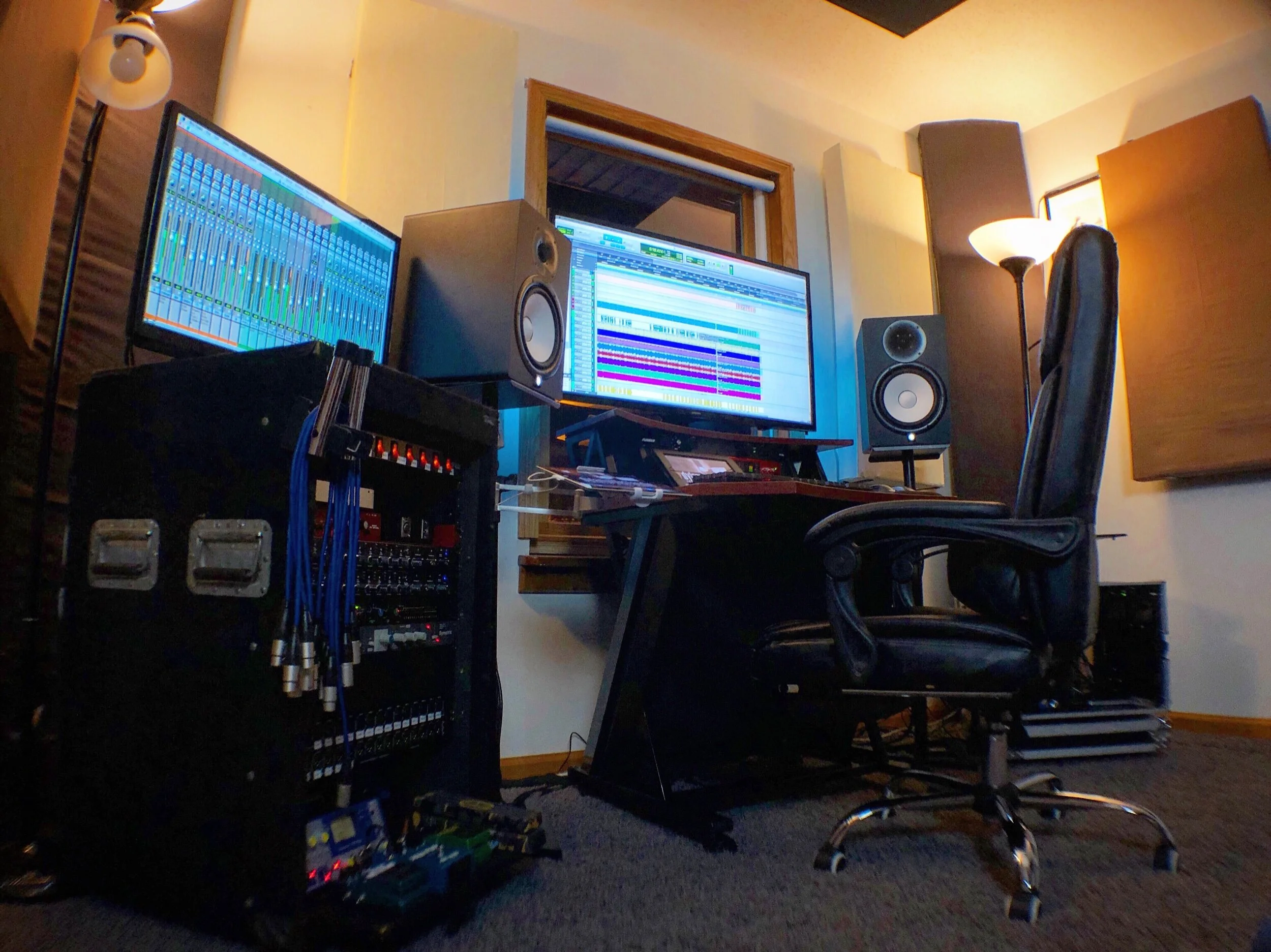 dylan_willett_audio_home_studio_mixing.jpeg