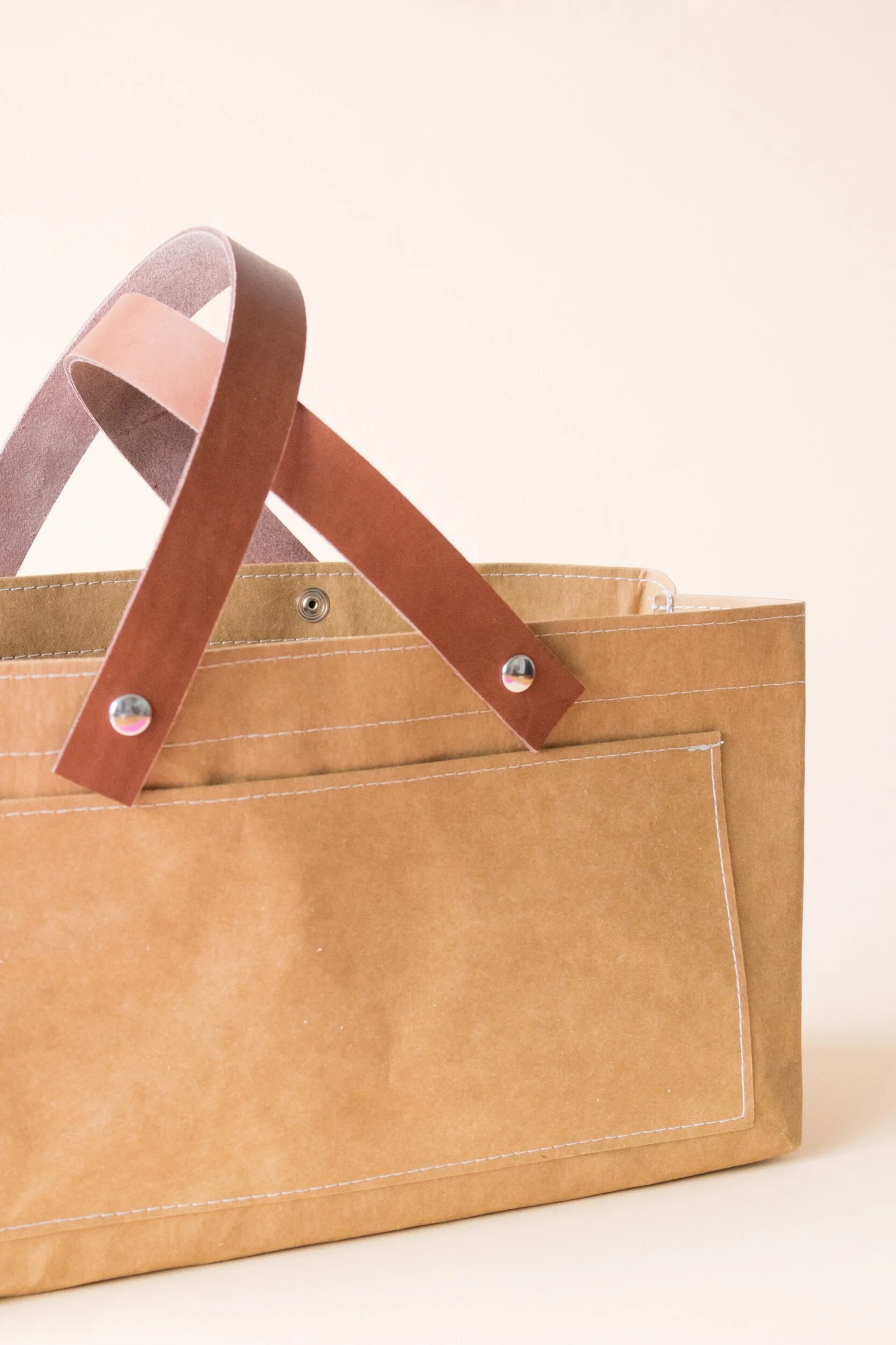 B1338A72-AA82-4844-B54F-E20B10593E7E