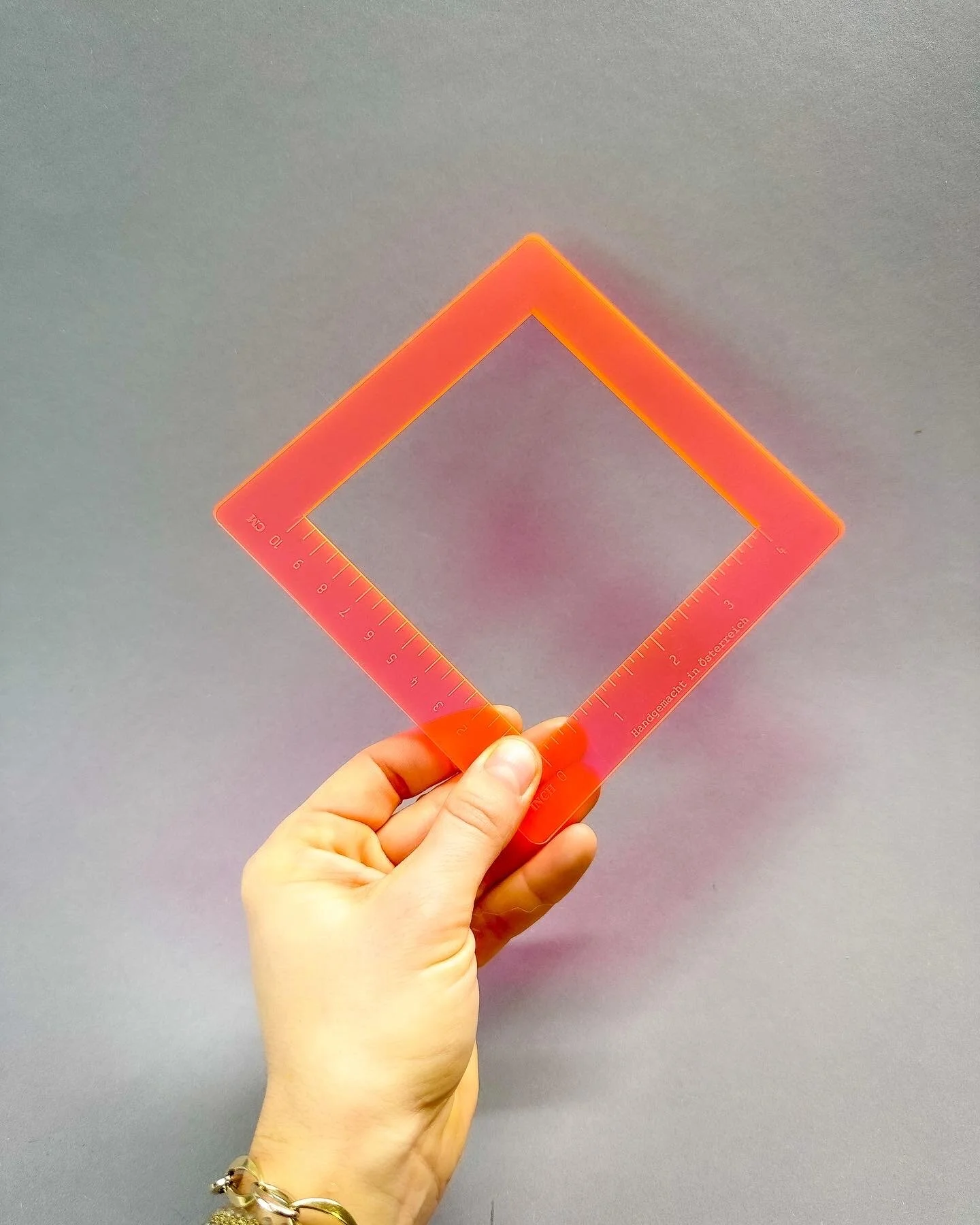 324D38D4-E6BA-4E07-A6F7-26830C4AB6AA