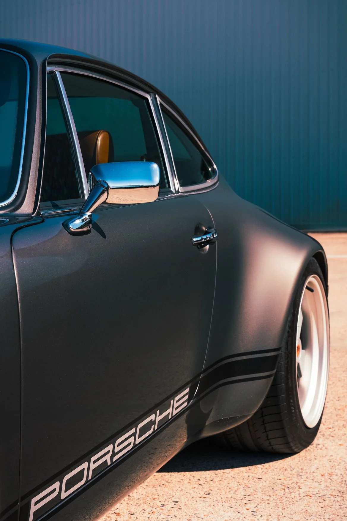 Porsche 911 Restomod - Retroworks 993 GTR 3.8