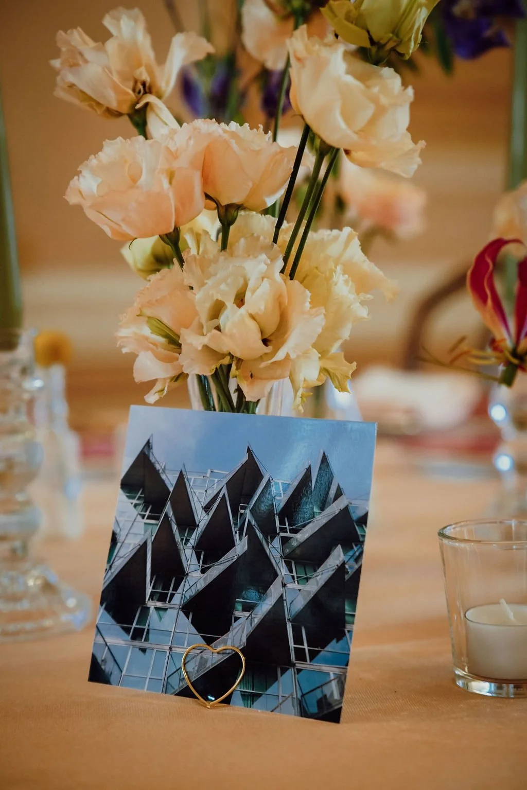 taniamuser-matrimonio-verona-valpolicella-lagogarda-milano-mantova-venezia-floral designer-decorazioni floreali-allestimenti floreali- bouquet sposa-centrotavola floreali -flower designer-composizioni floreali cena
