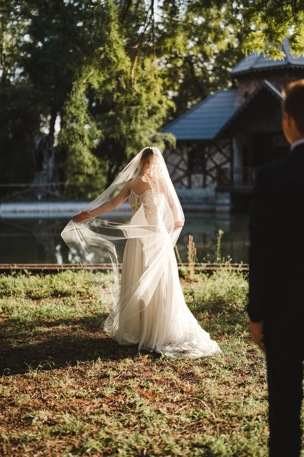 tania muser sposa velo bosco foto outdoor