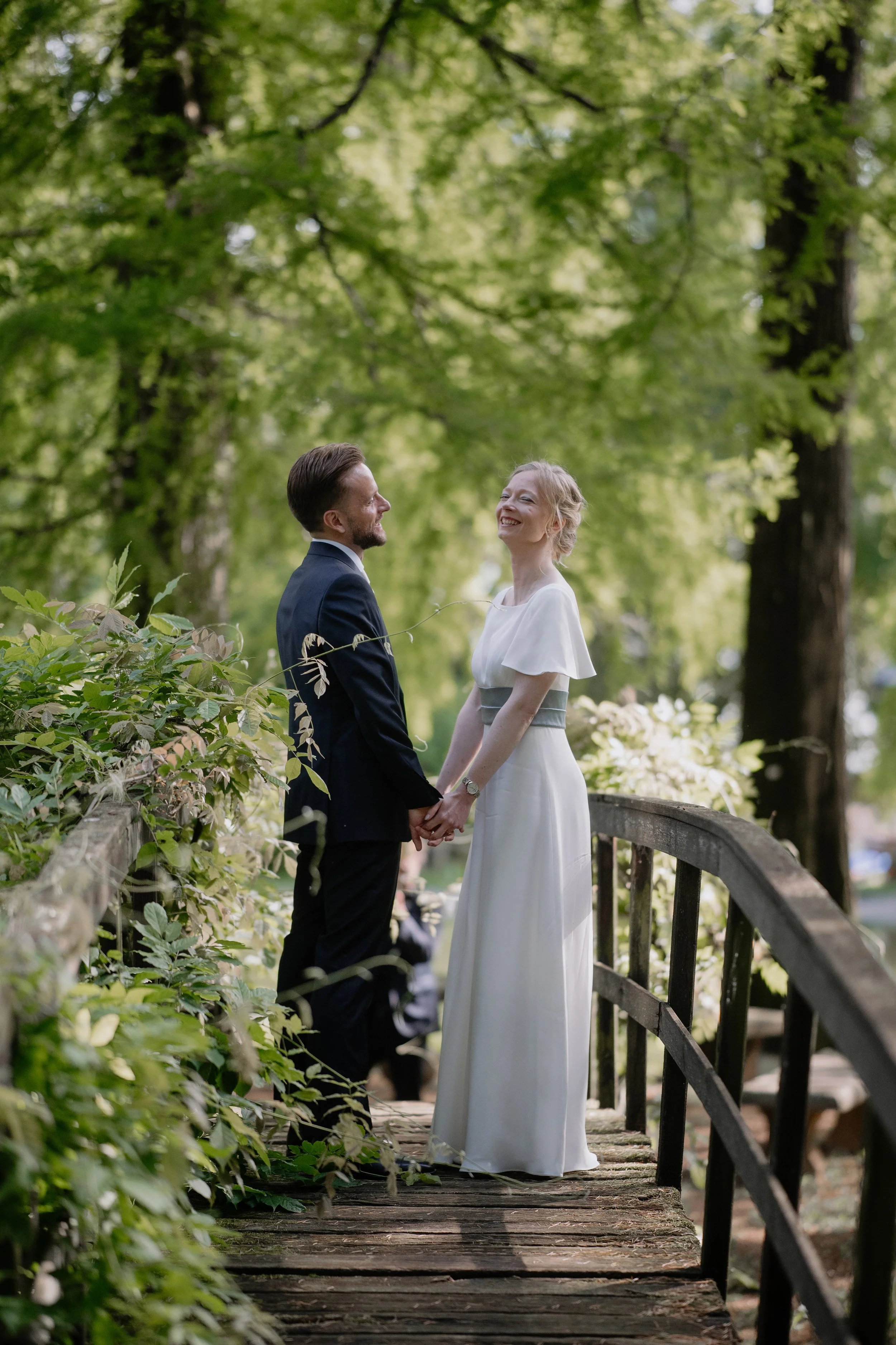 Tania Muser Italian wedding floral designer newly wed bridge