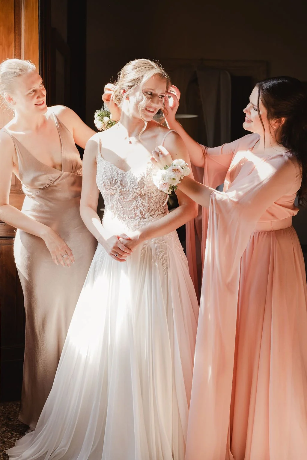 tania muser sposa damigelle polsiere floreali