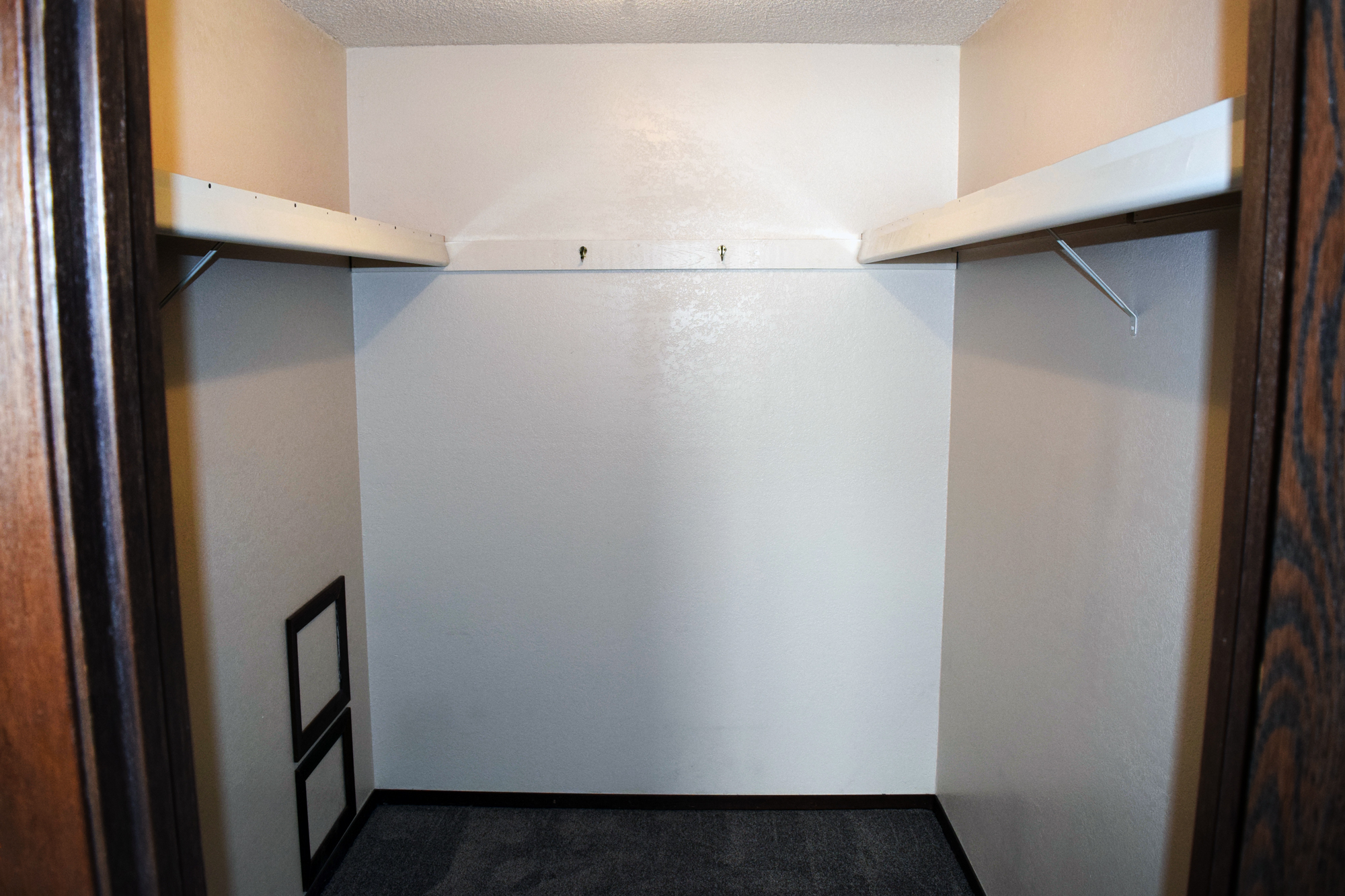 2BedWalkMasterCloset2.jpg