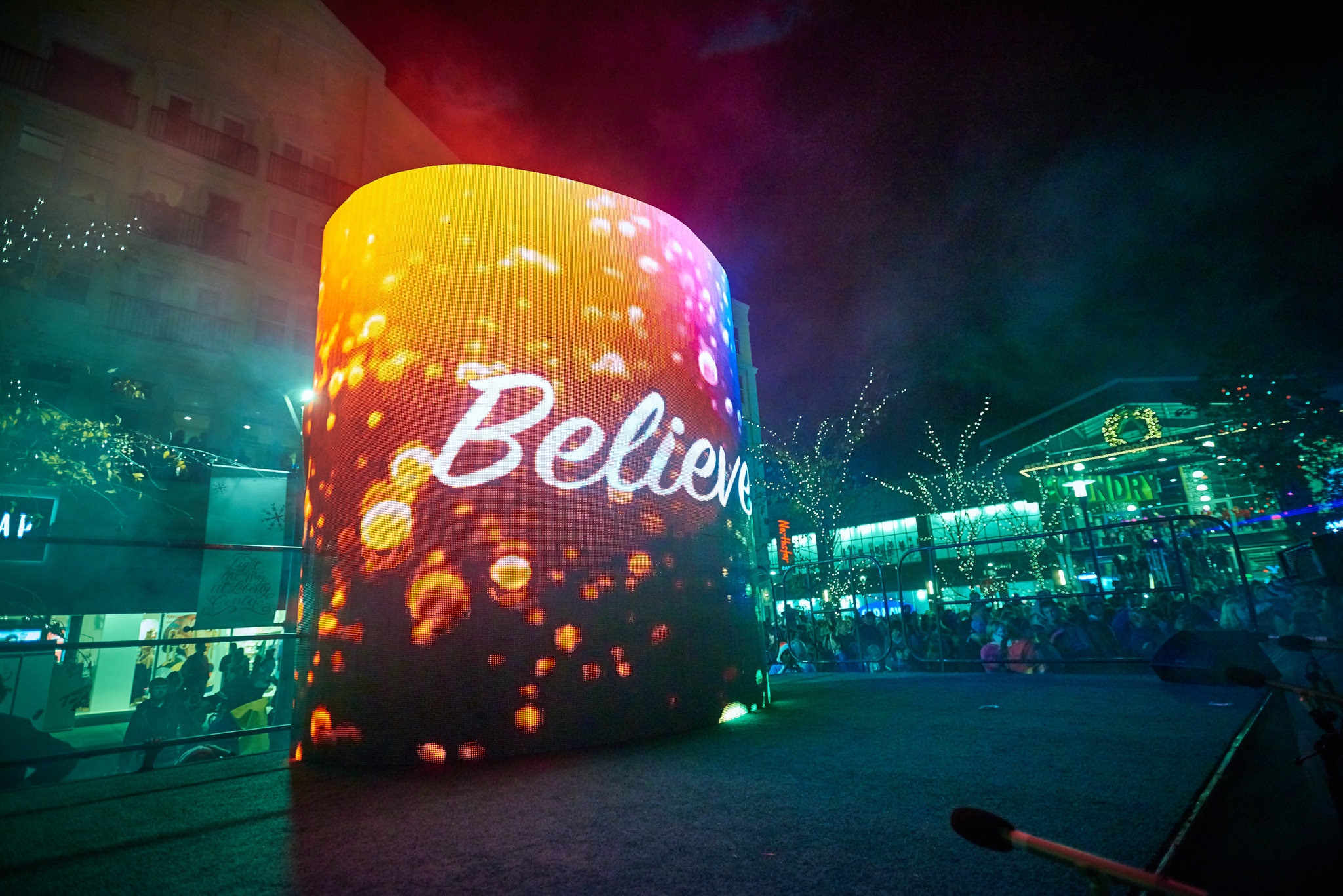 LibCenter Xmas - Believe video wall.jpg
