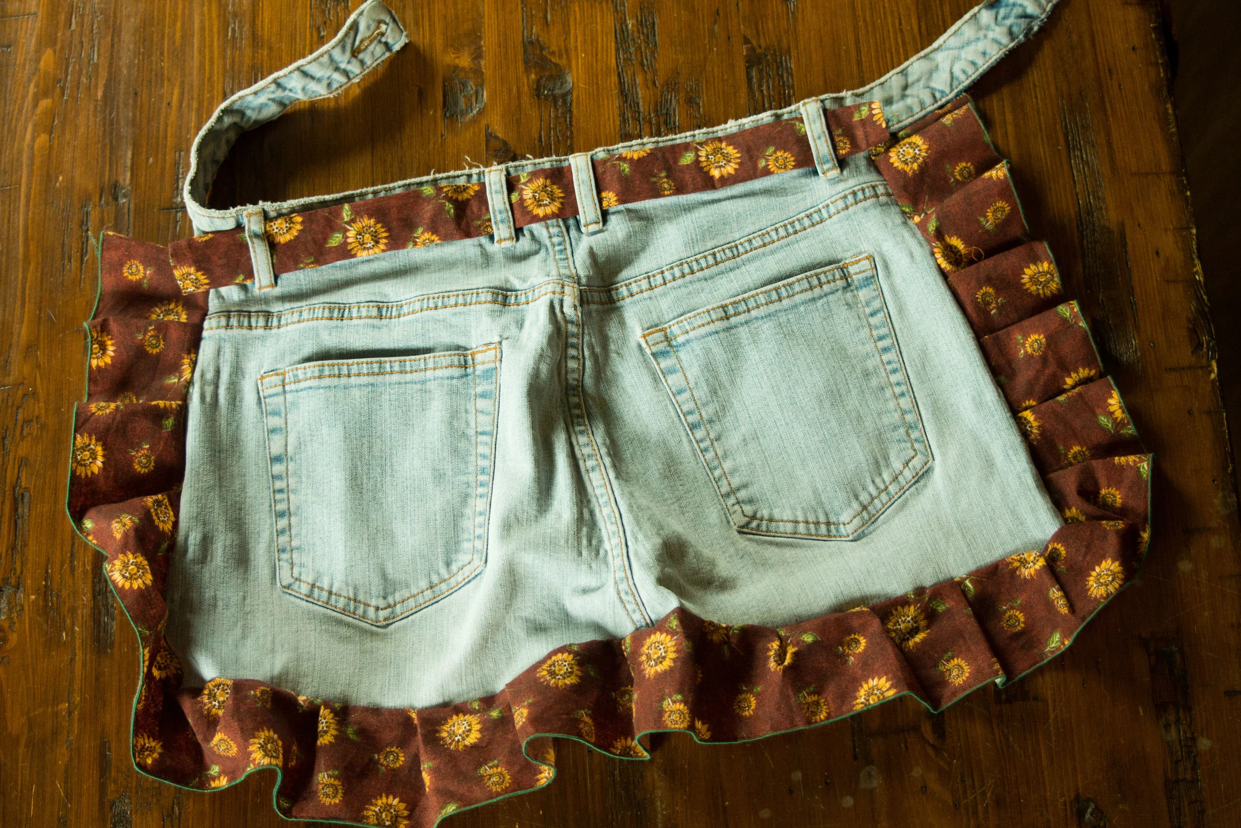 Apron I made from a pair of jeans.