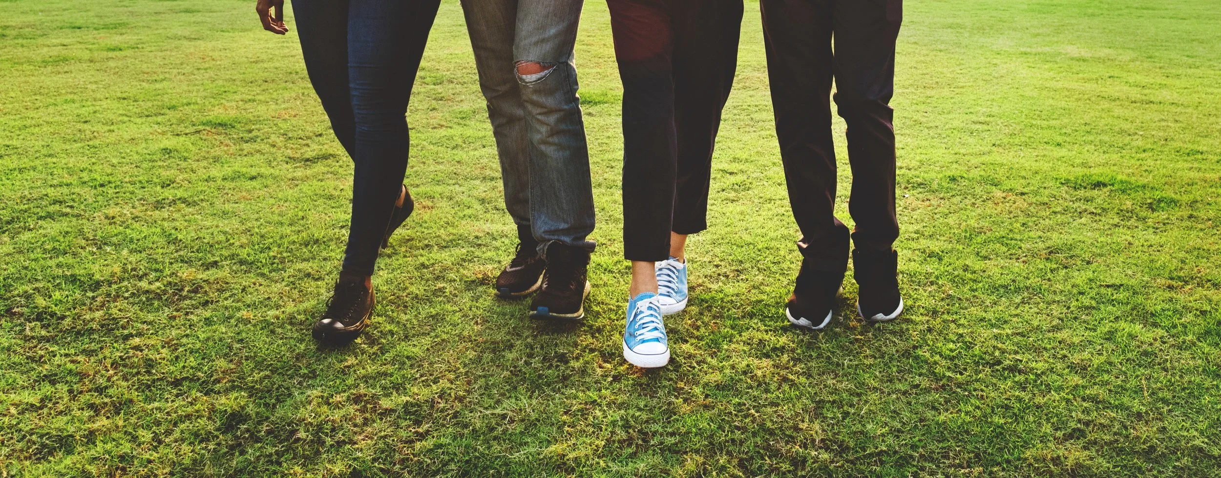 community-field-footwear-1350614.jpg