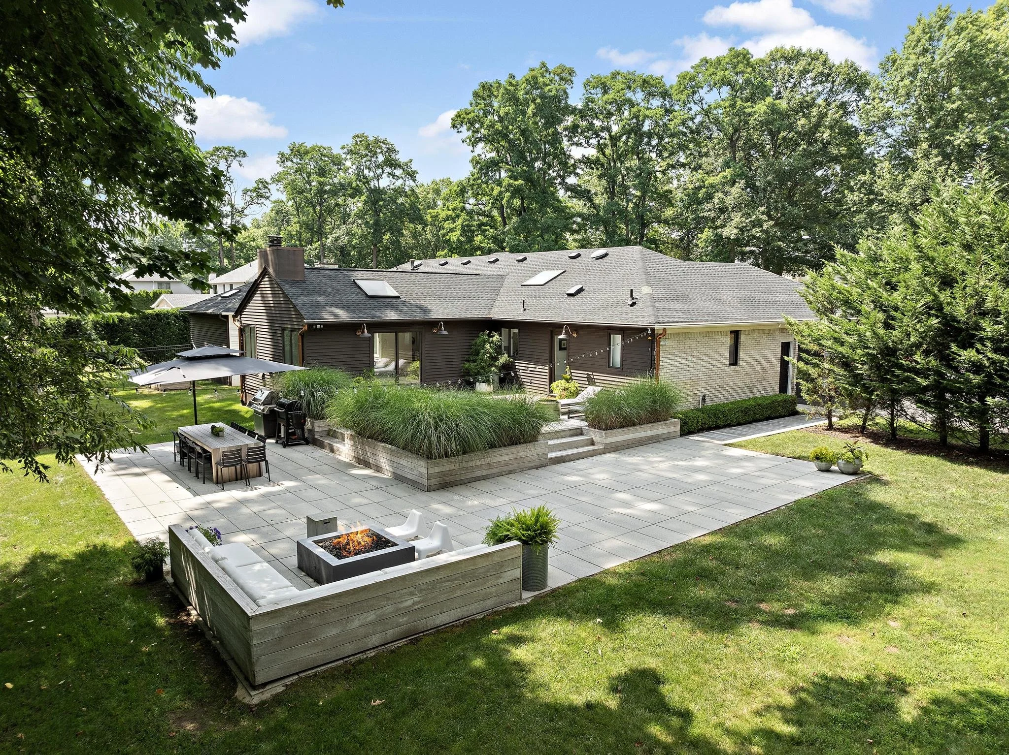 6 Cobblestone Ct (3).jpg