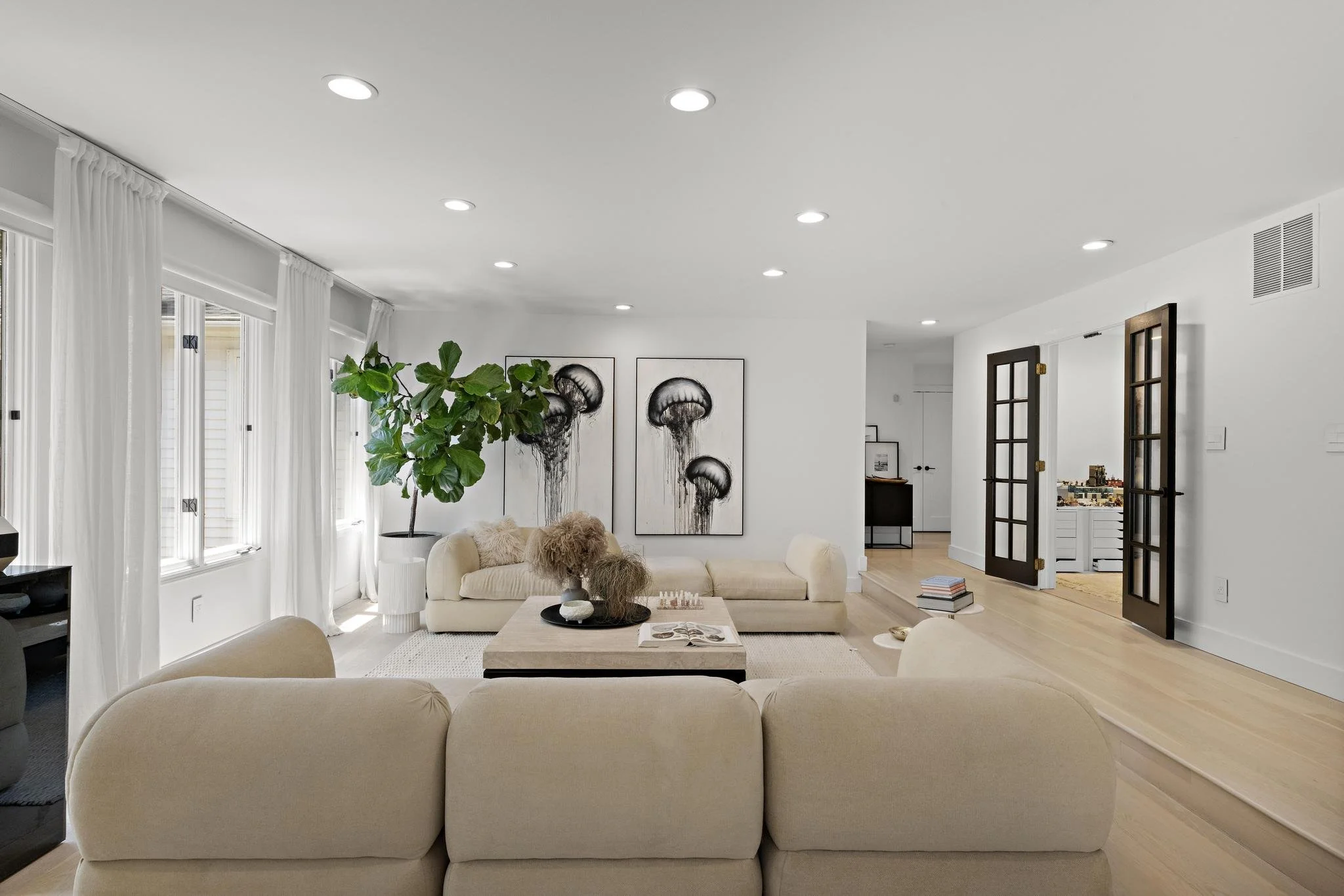 6 Cobblestone Ct (11).jpg