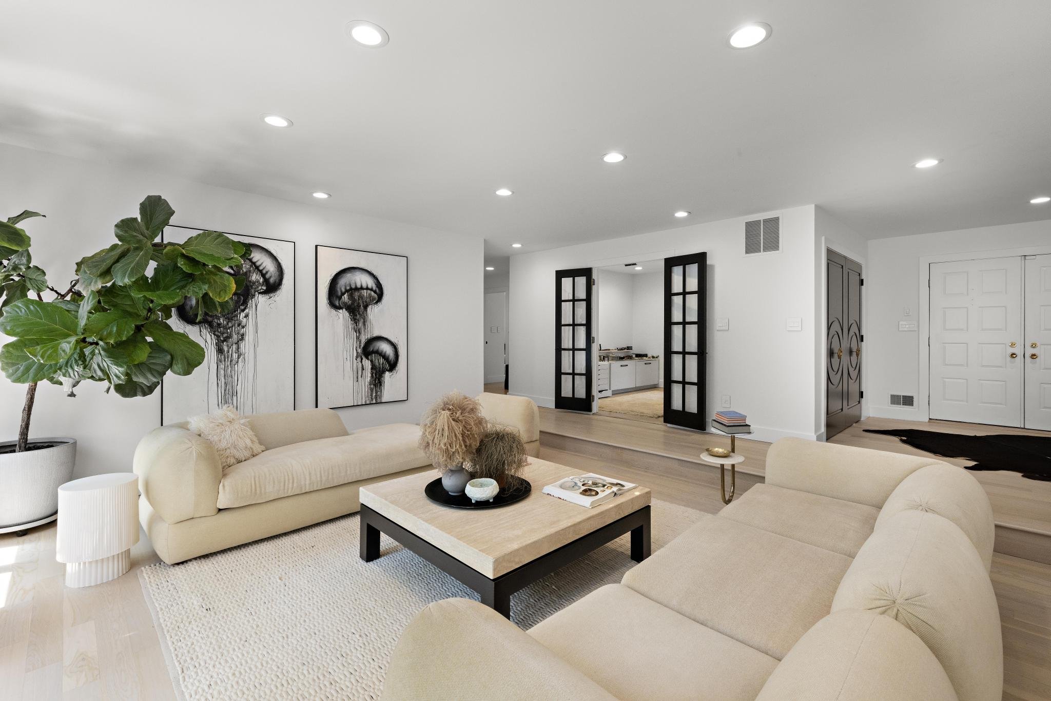 6 Cobblestone Ct (14).jpg