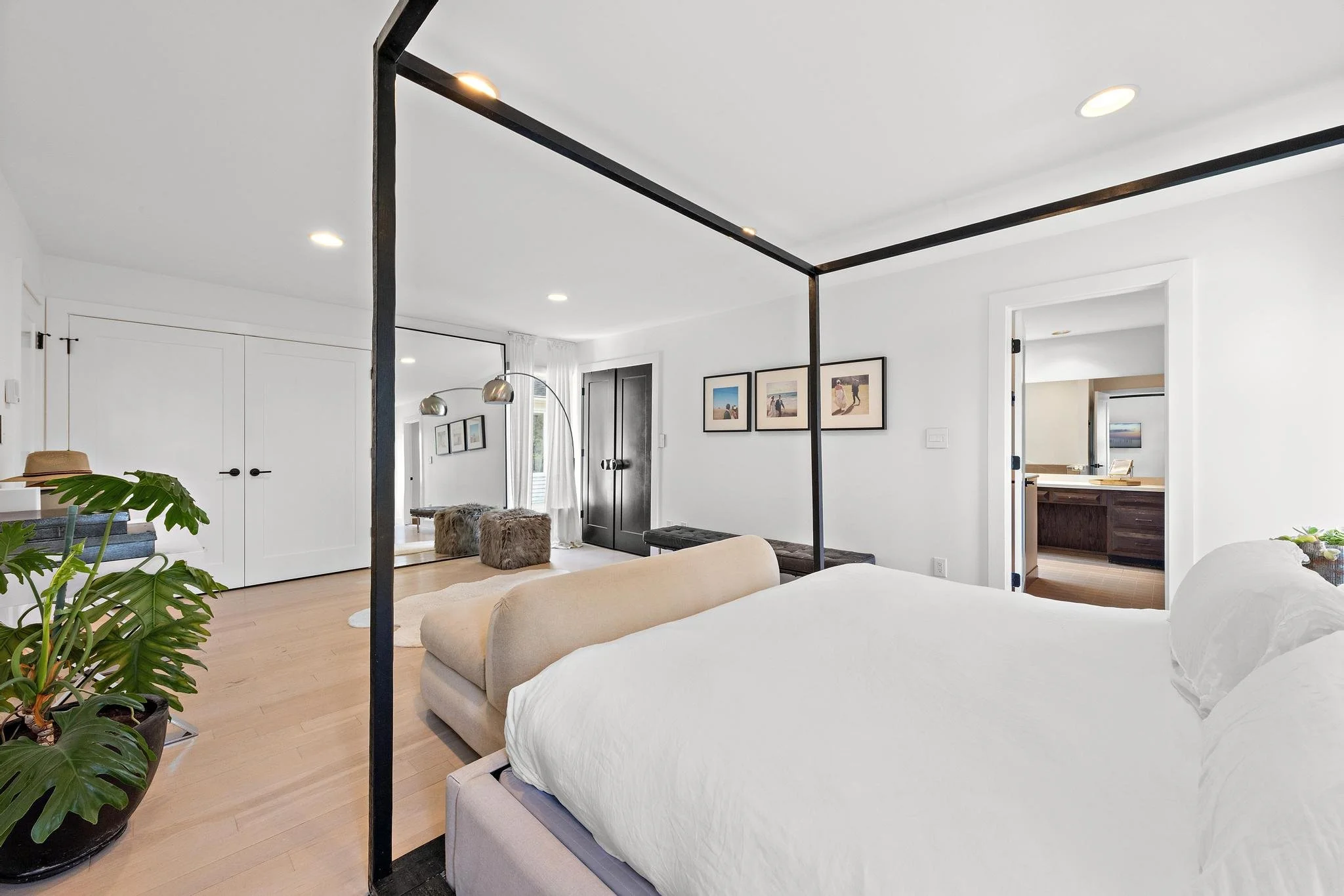 6 Cobblestone Ct (37).jpg