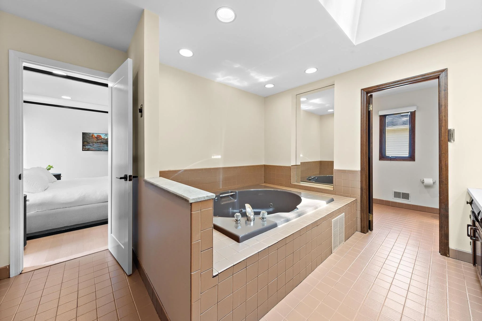 6 Cobblestone Ct (39).jpg