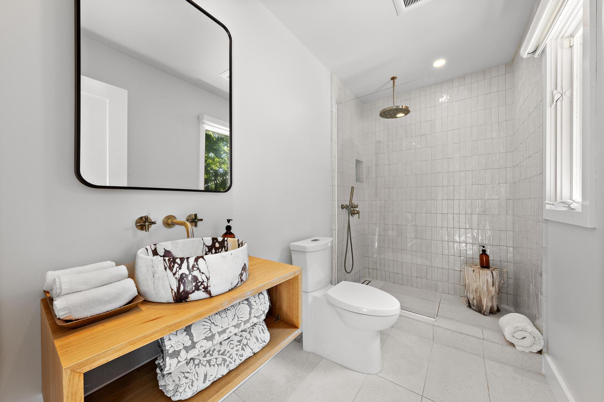 6 Cobblestone Ct (42).jpg