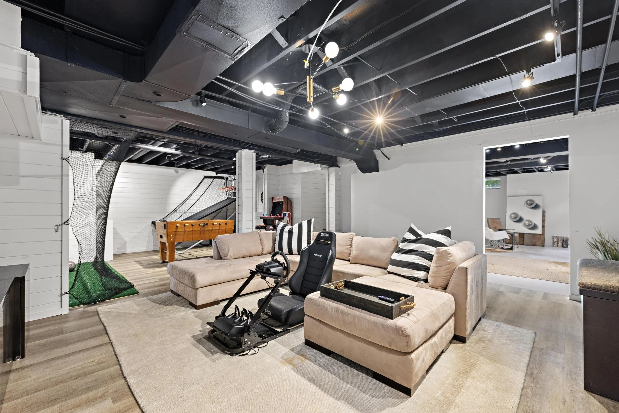 6 Cobblestone Ct (52).jpg