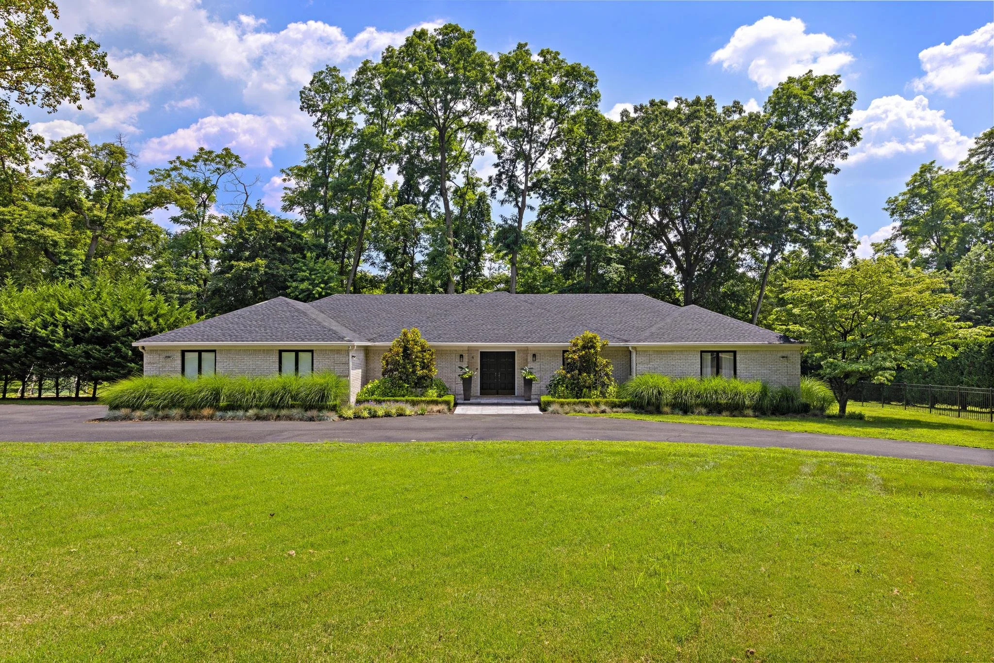 6 Cobblestone Ct (5).jpg