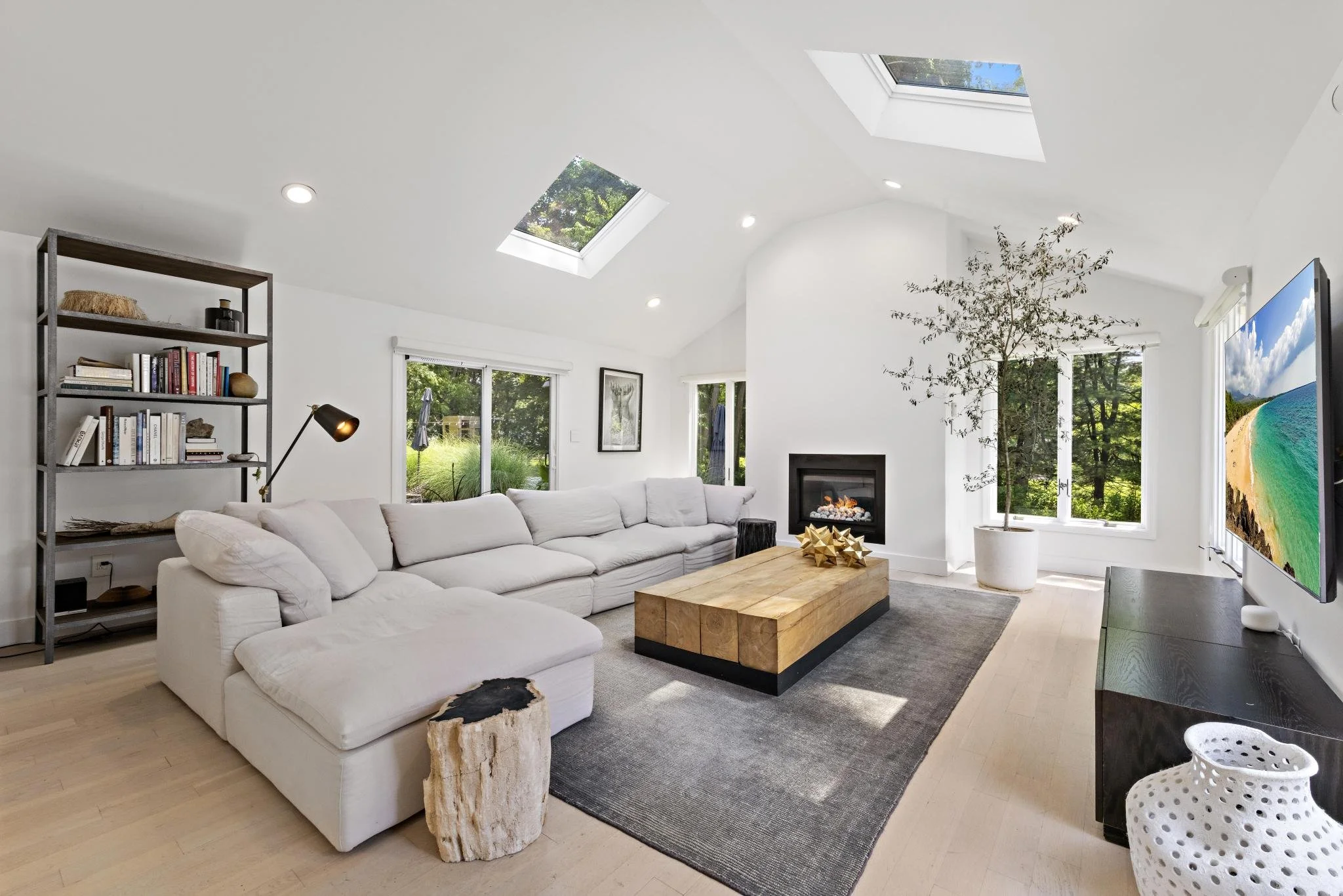 6 Cobblestone Ct (15).jpg