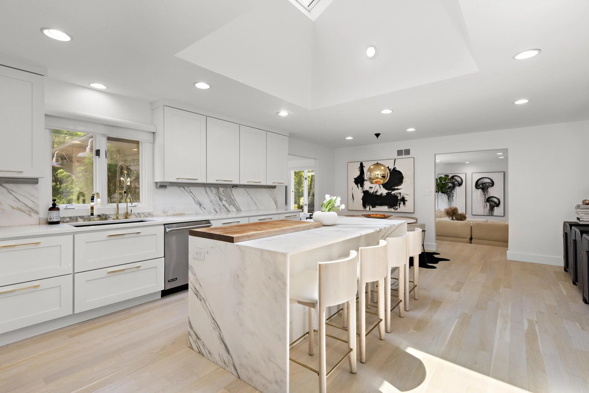 6 Cobblestone Ct (23).jpg