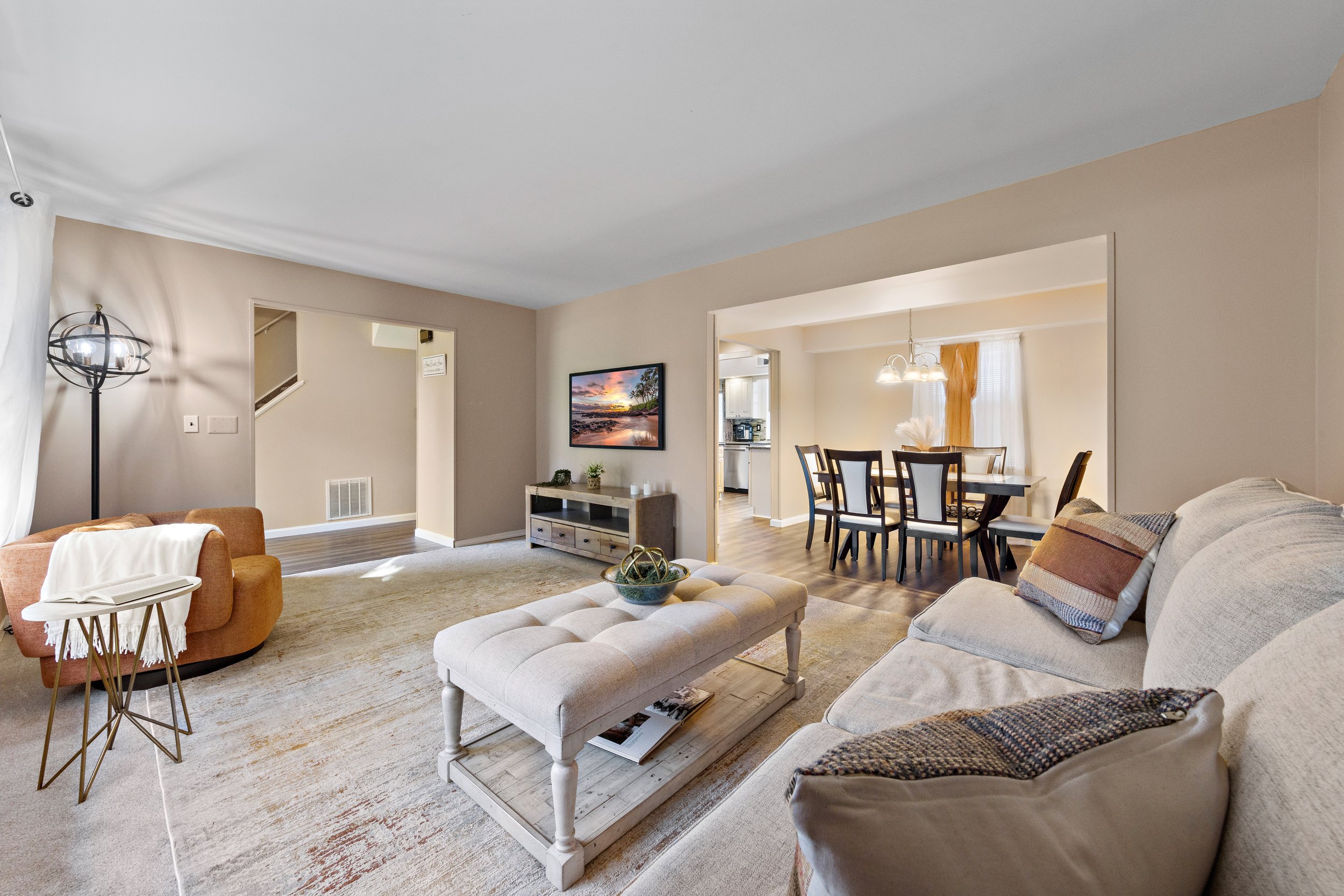 98 Maine St (12).jpg